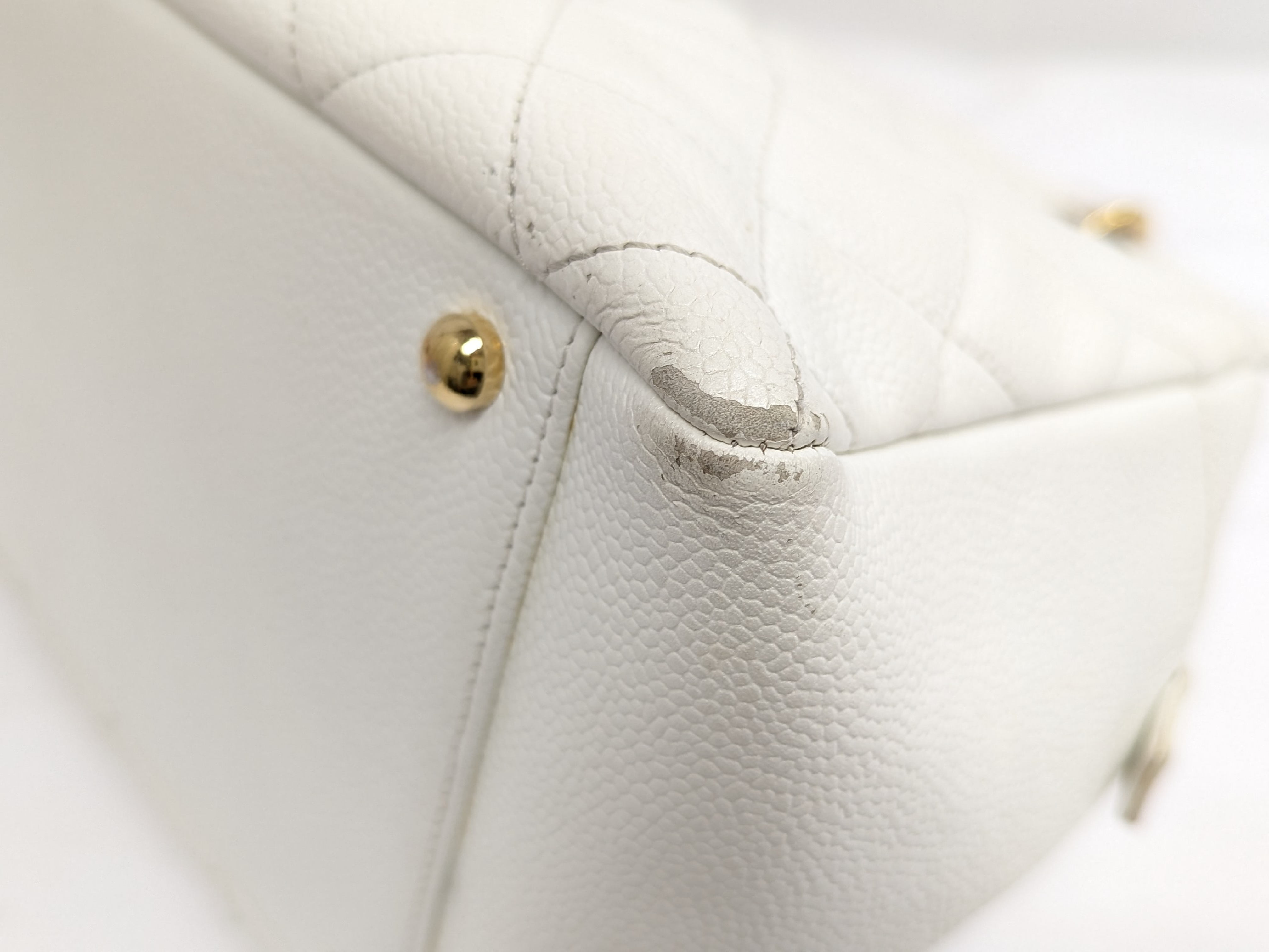 Caviar Skin PTT Chain Tote, White, Series 7 Handbag — view 4