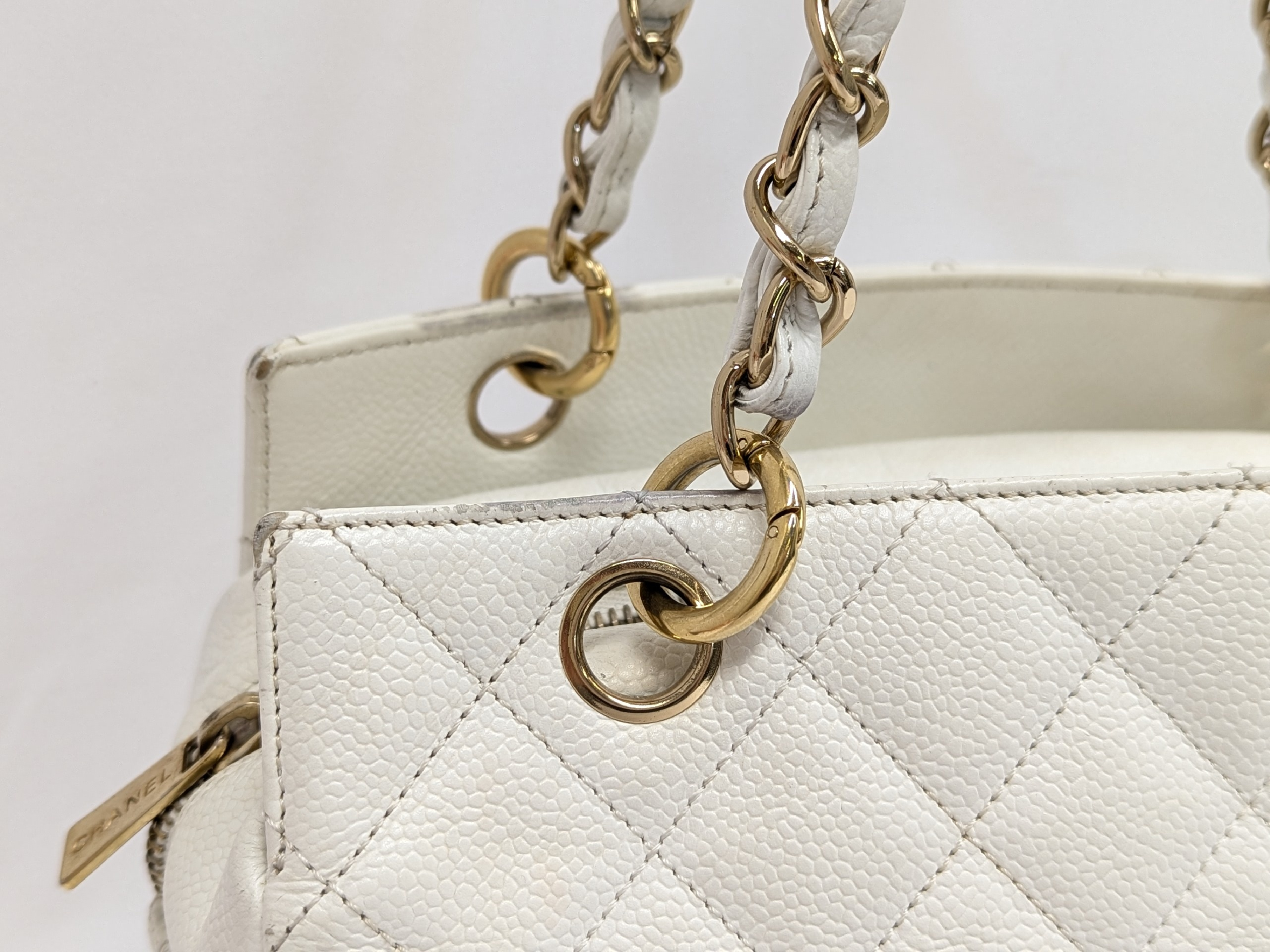 Caviar Skin PTT Chain Tote, White, Series 7 Handbag — view 8