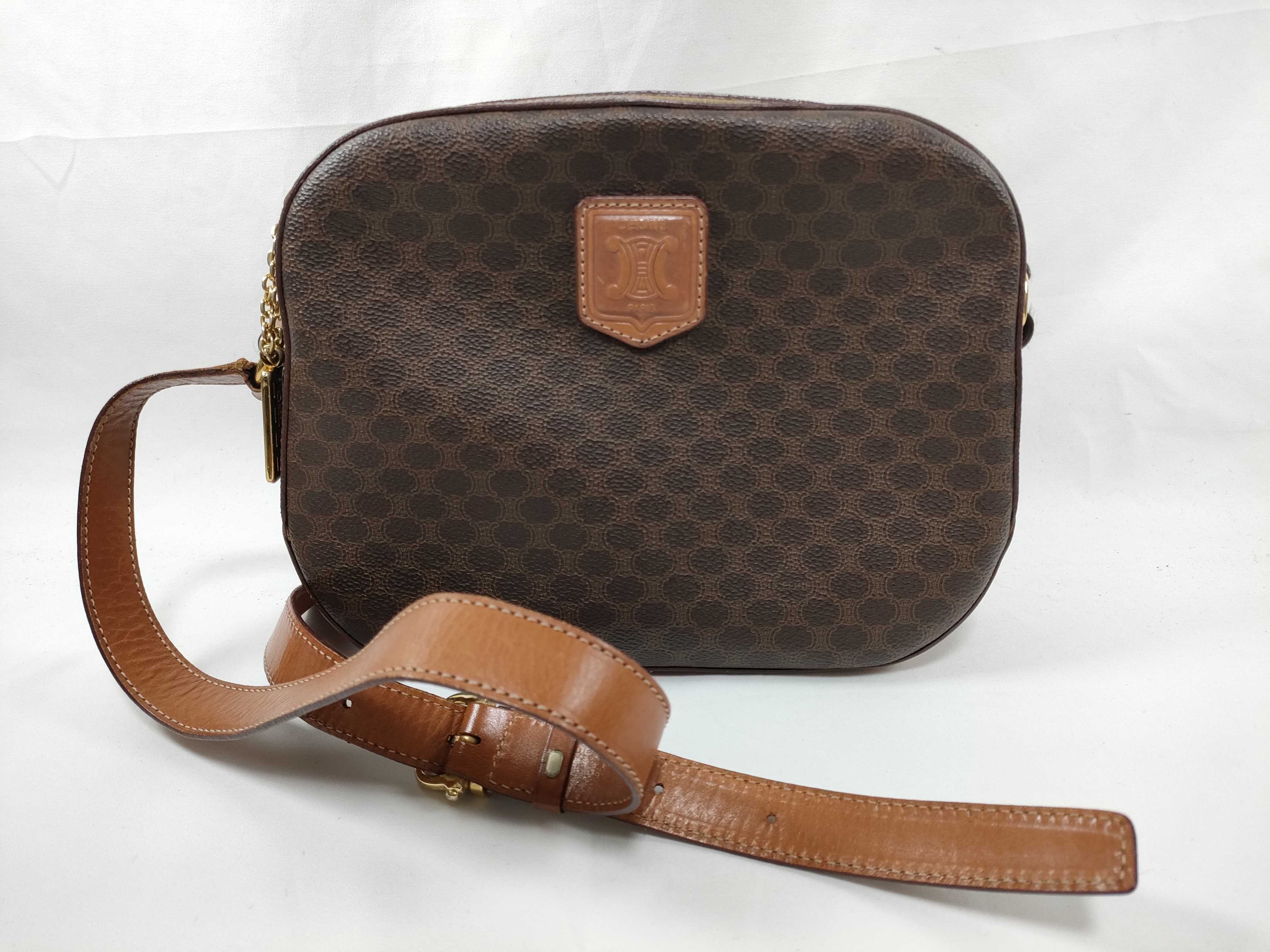 shoulder bag