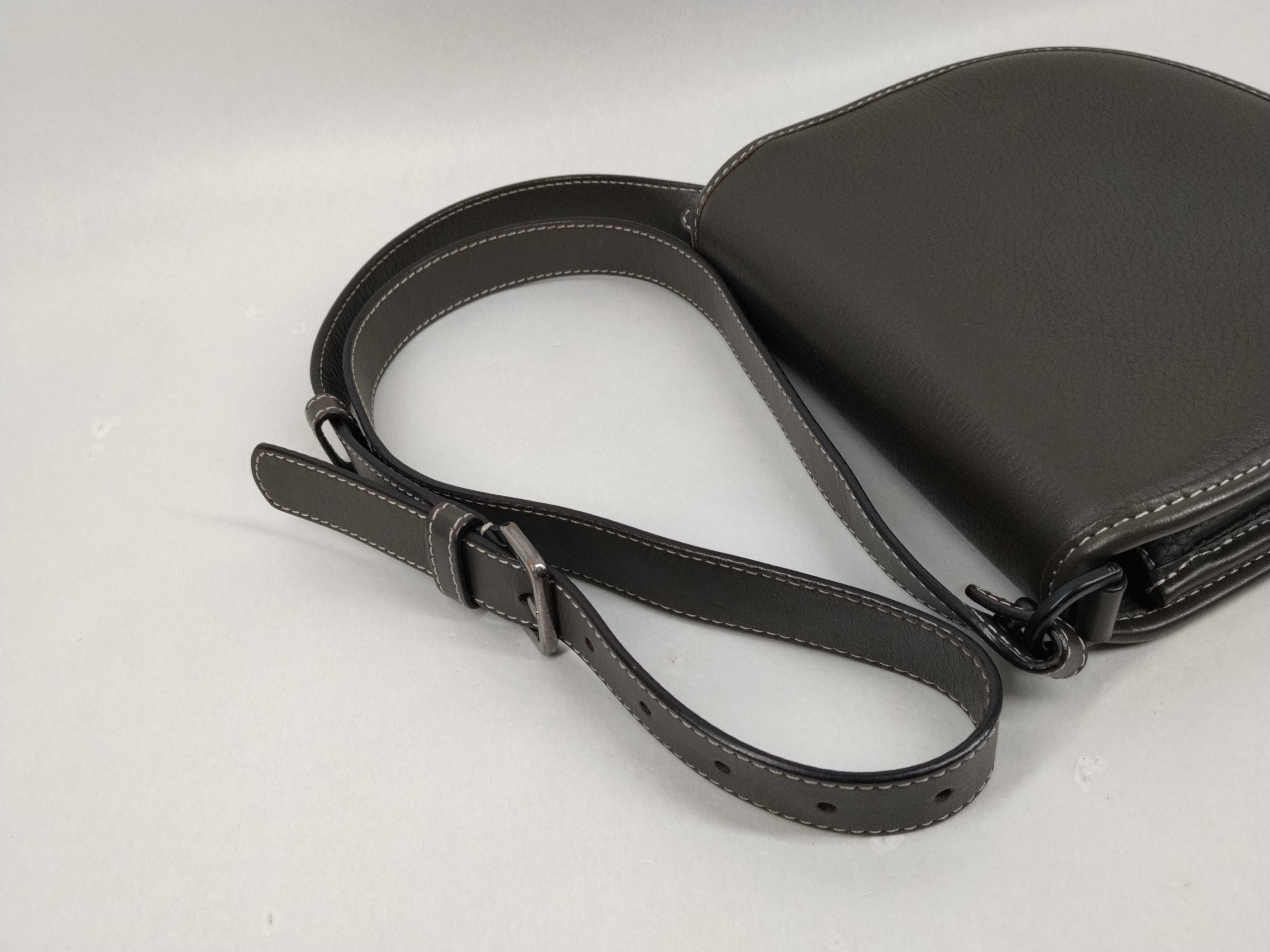 Christian Gallop Brown Shoulder Bag — view 5
