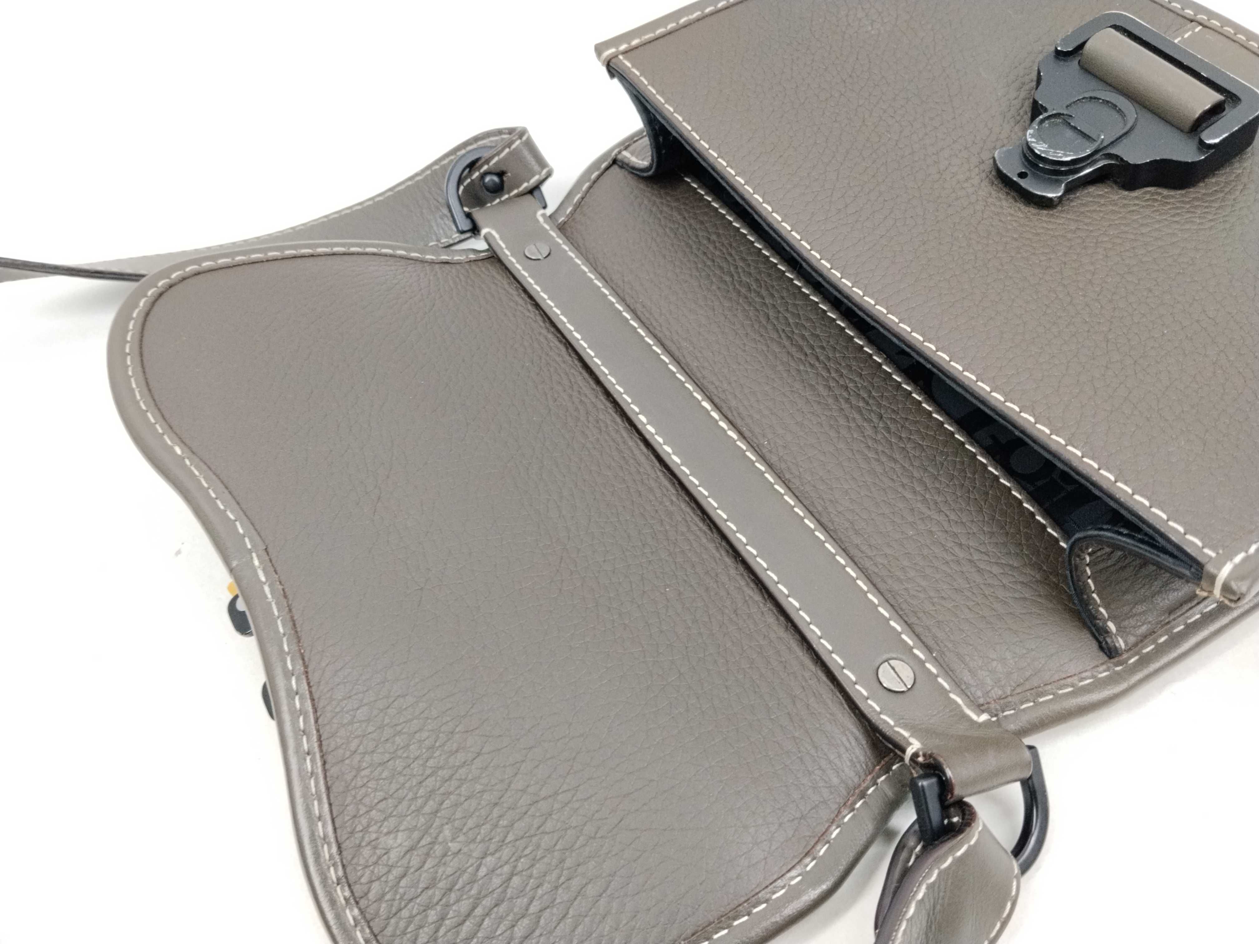 Christian Gallop Brown Shoulder Bag — view 8