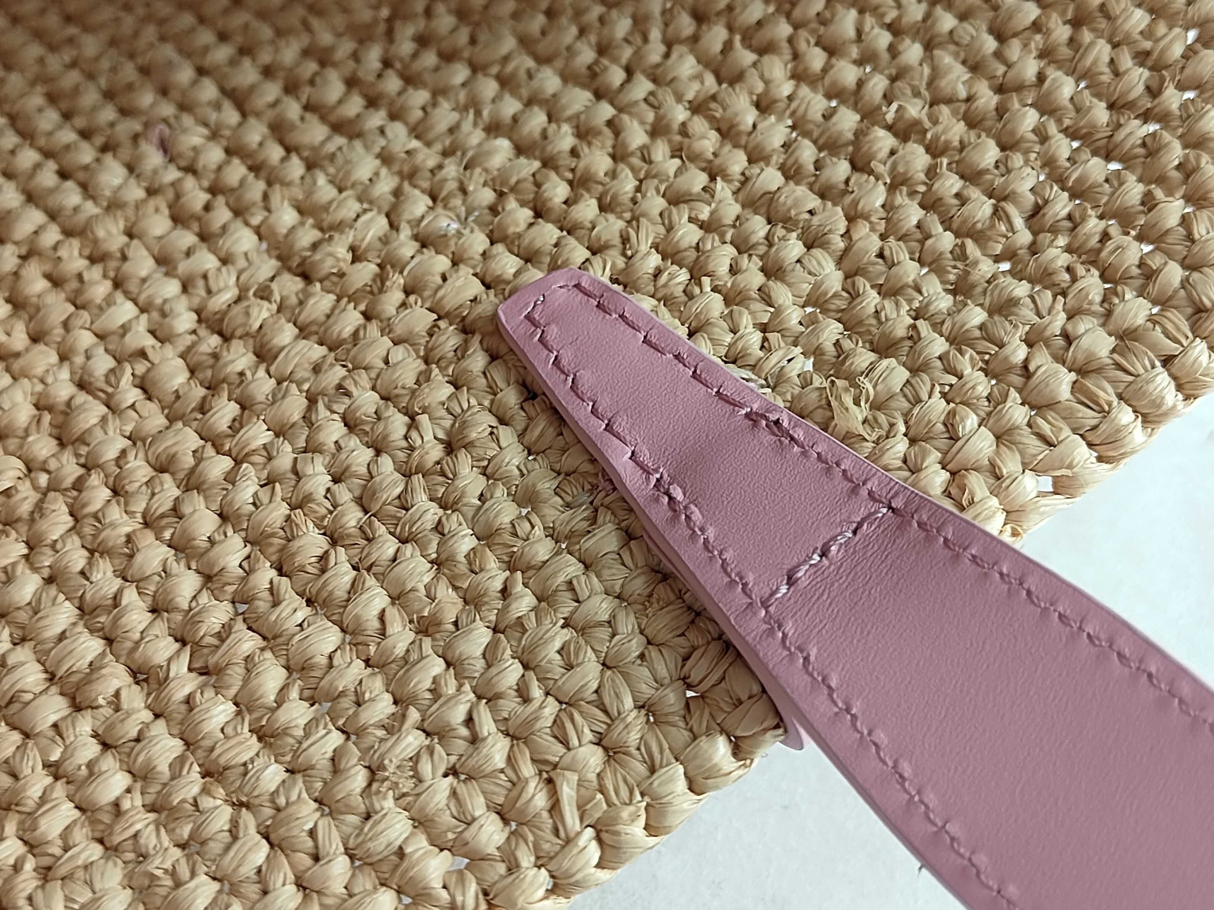 Triomphe Panier Raffia x Leather 2-Way Handbag Beige x Pink Tote Bag — view 6