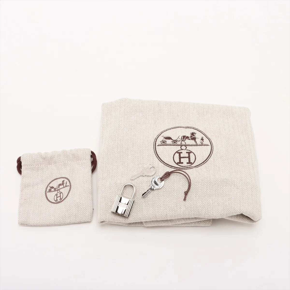 Hermès Picotin Lock 22 MM, Taurillon Clemence leather, Rouge Casaque, Silver hardware, C: 2018 — view 11
