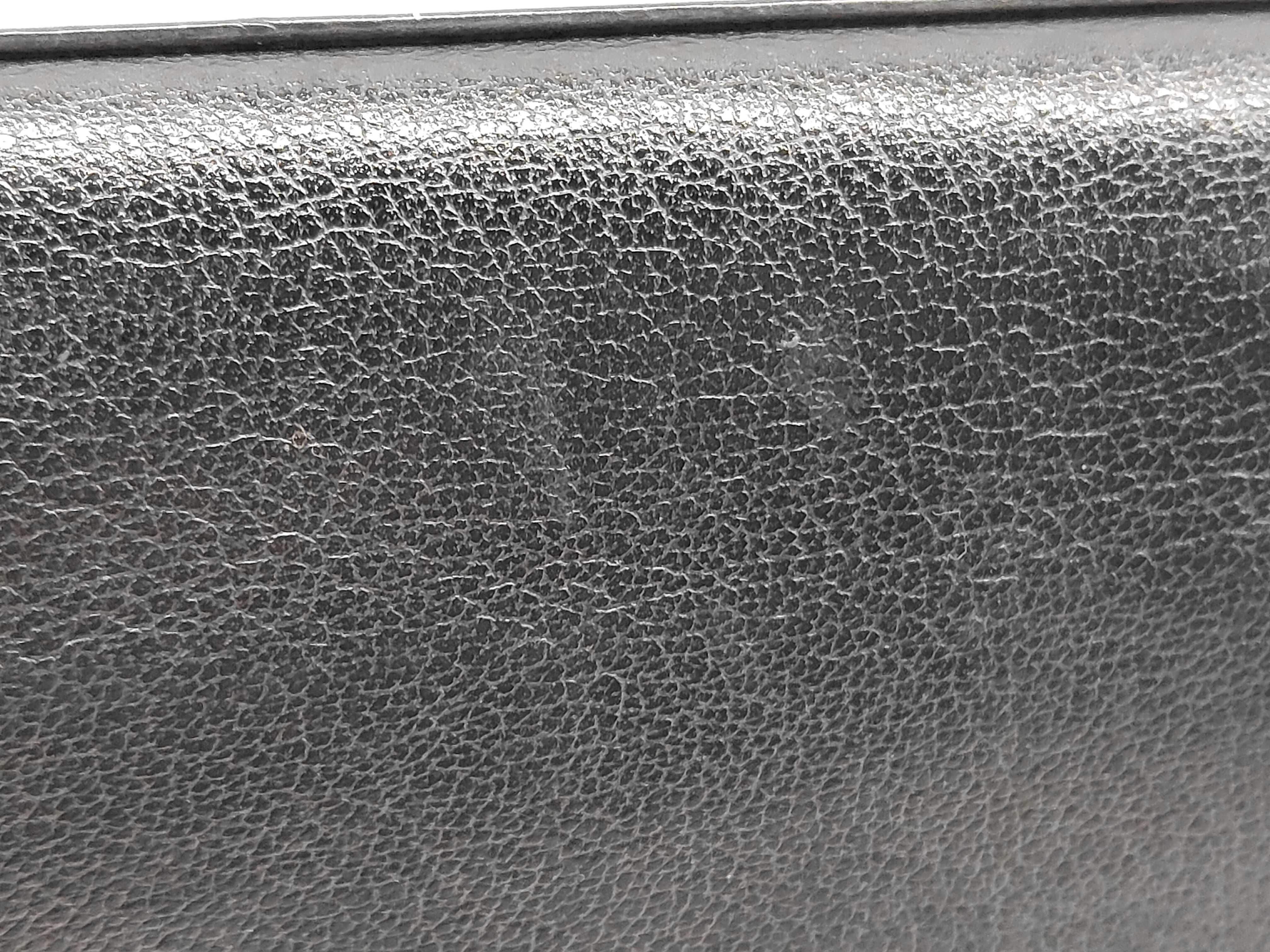 Logo Clutch Bag Black — view 10