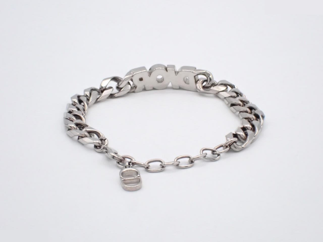 Silver bracelet, approximately 26 cm in length. — view 2