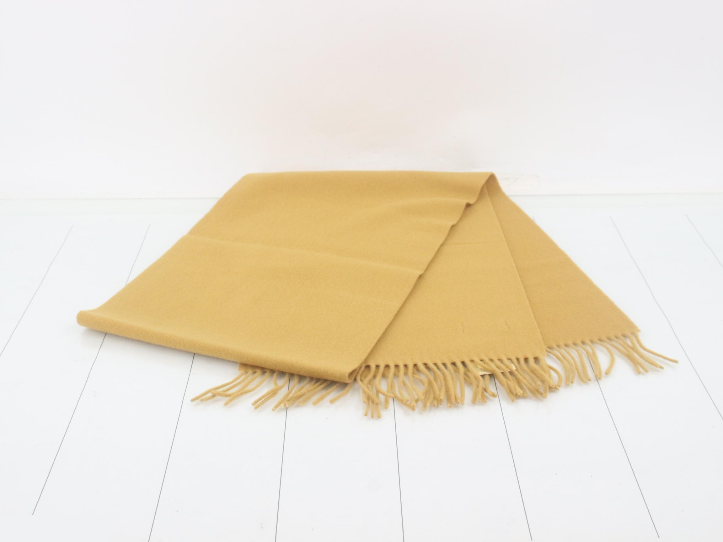 Scarf with tags — view 3