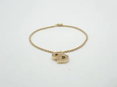 Other items in the line: Precious metal bracelets and bangles (metal), wrist circumference approximately 18.5 cm.