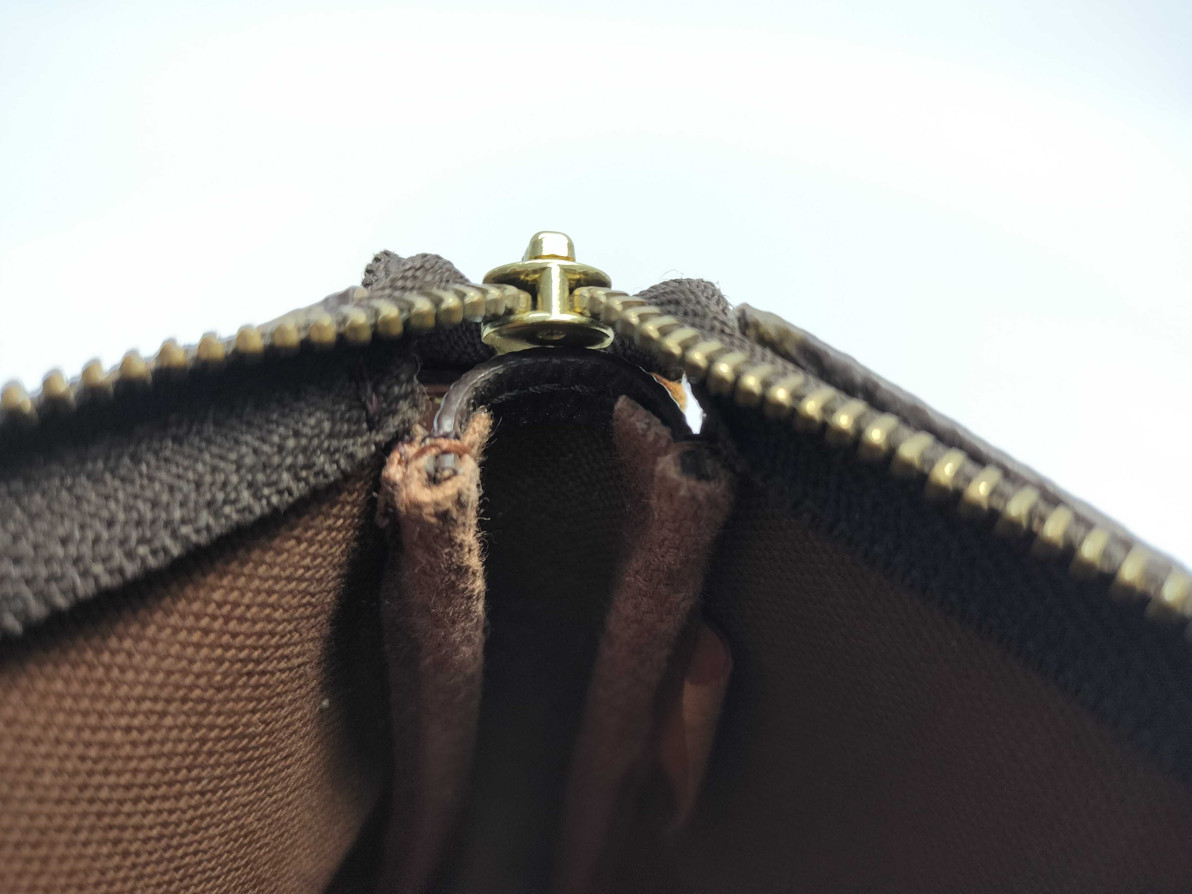Monogram M40712 Pochette Accessoires — view 13