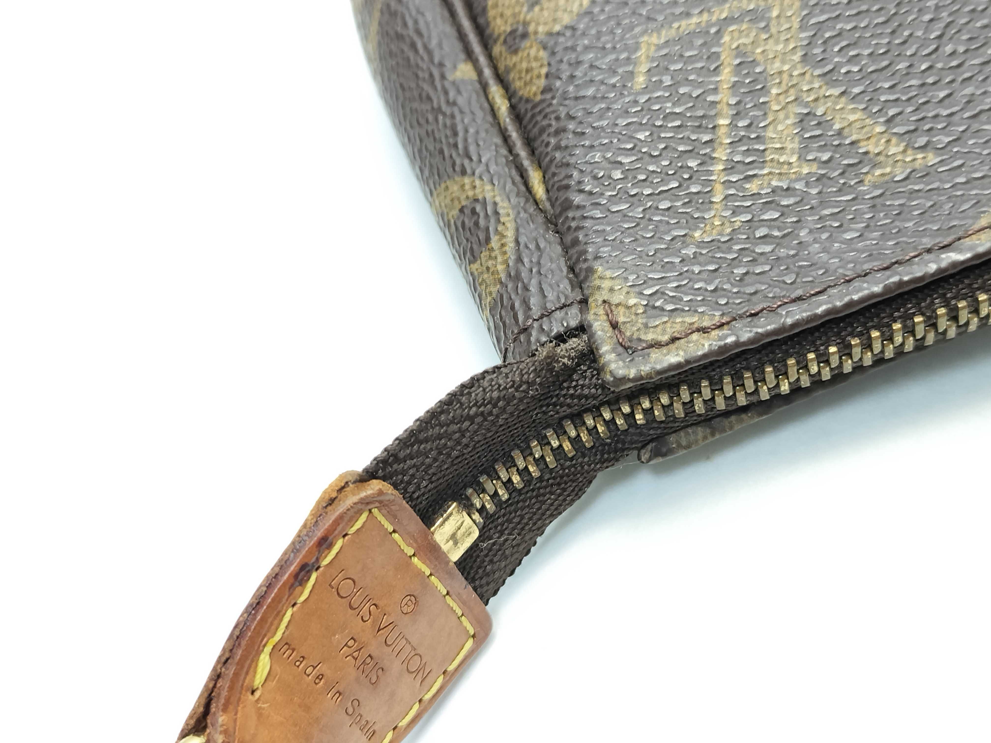 Monogram M40712 Pochette Accessoires — view 15