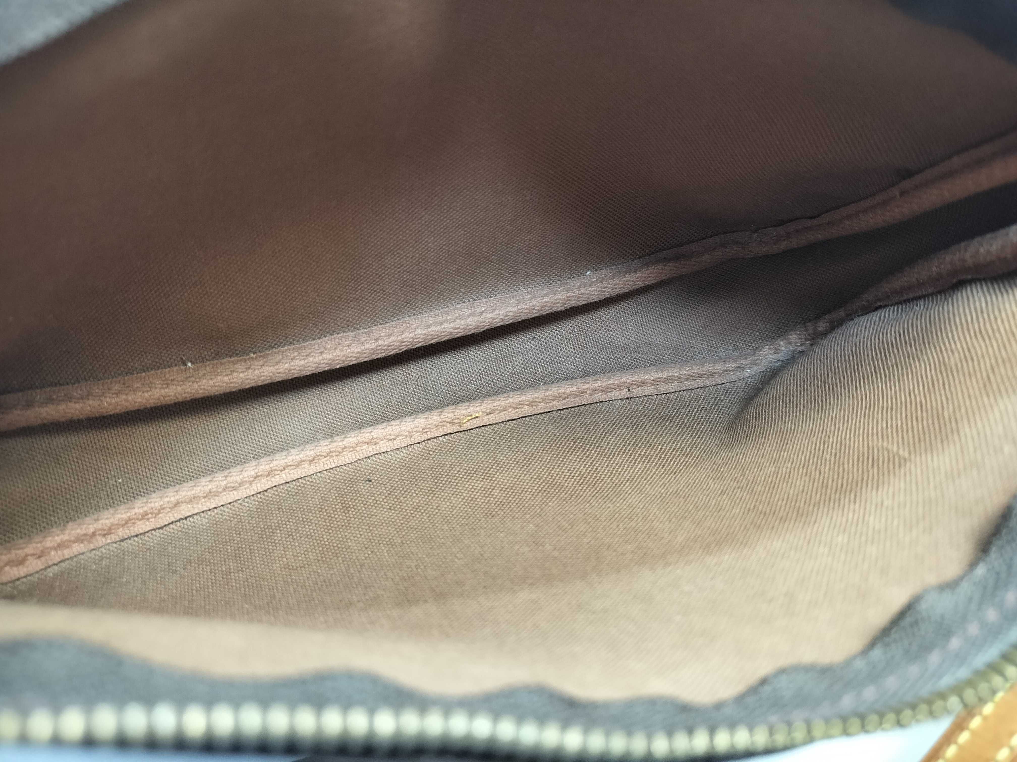 Monogram M40712 Pochette Accessoires — view 10