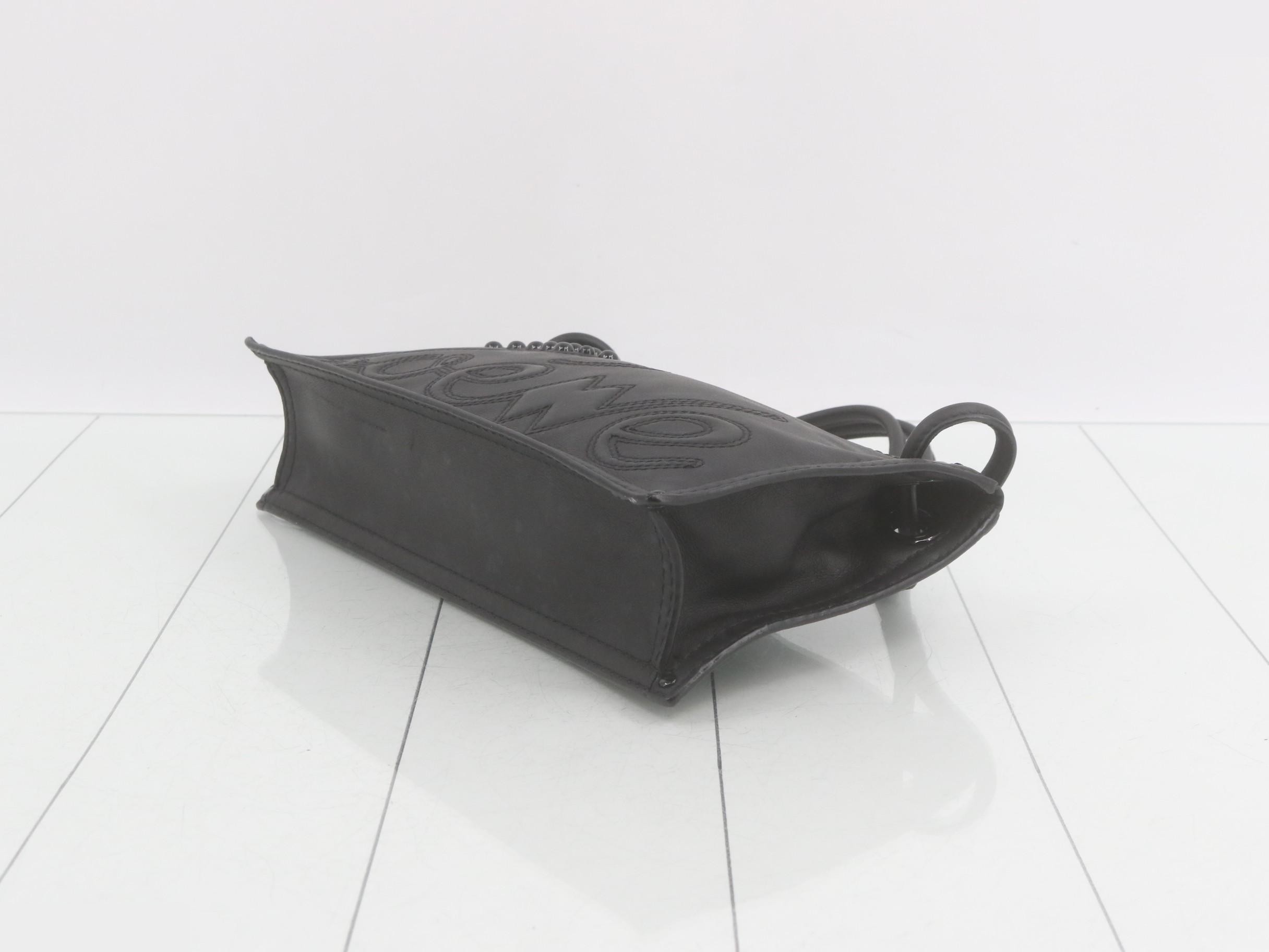 Other lines: One-shoulder bag, shopper tote, leather, black — view 6