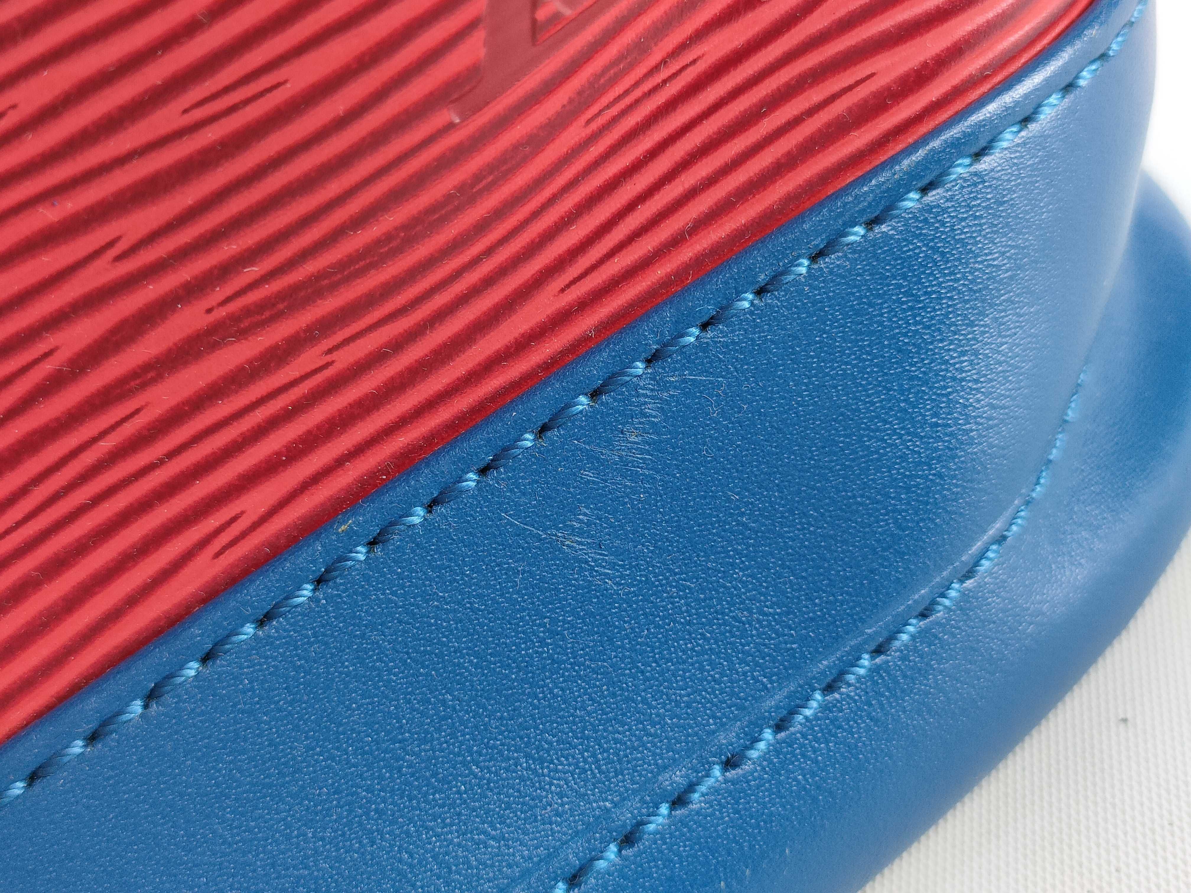 Epi LV Bag Shoulder Bag — view 12