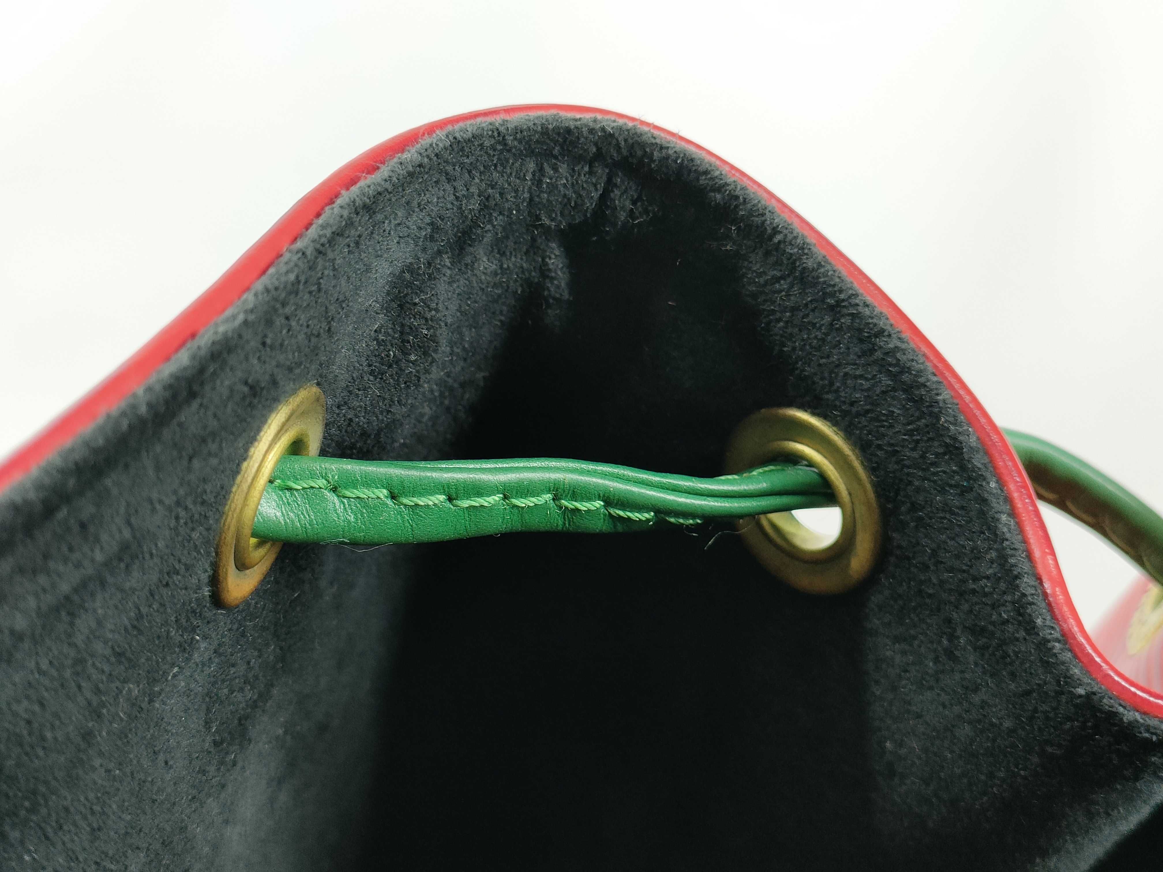 Epi LV Bag Shoulder Bag — view 10