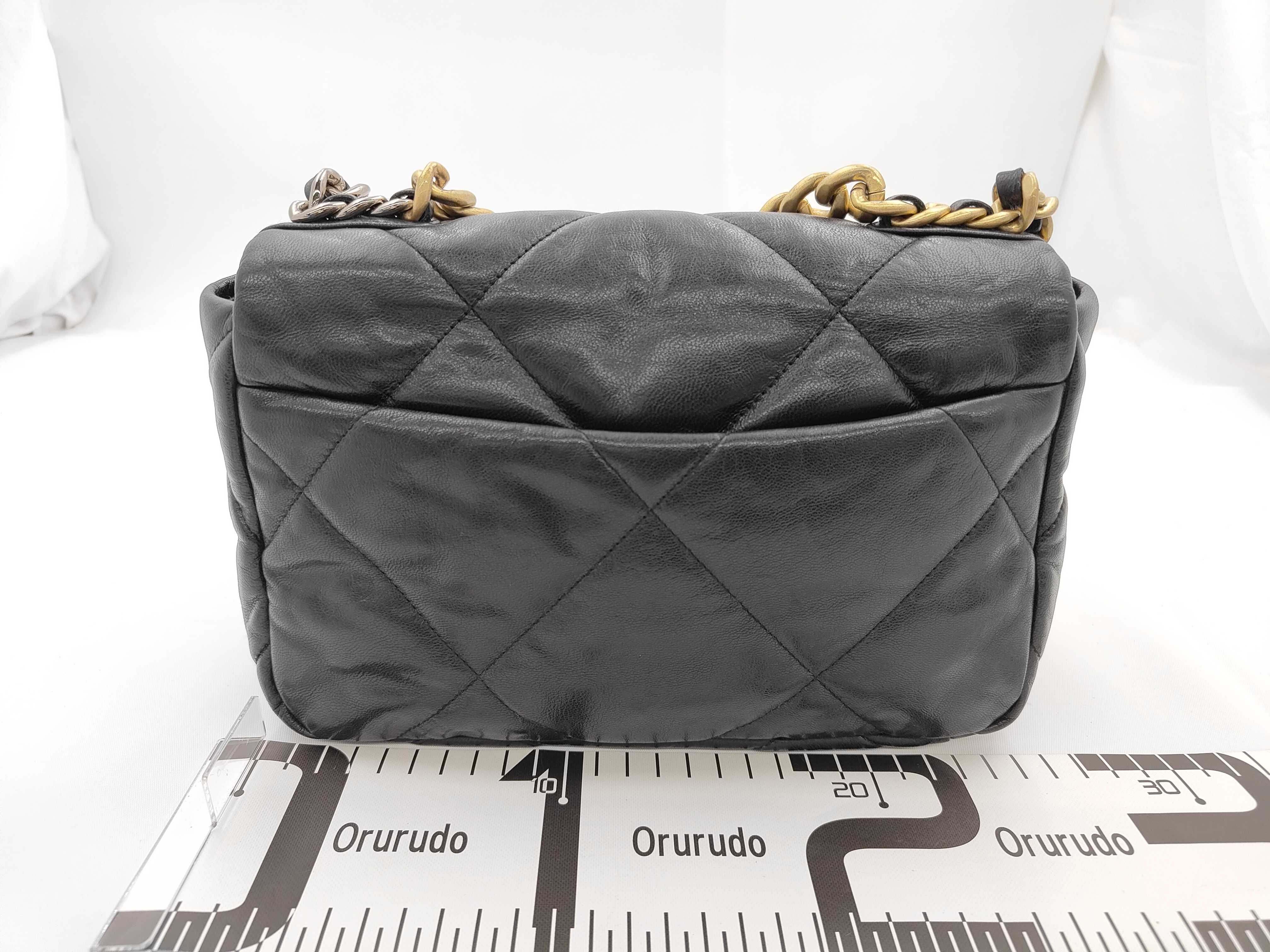 CHANEL19 Shiny Black with Gold Hardware AS1160 28657413 Chain Shoulder Bag — view 2