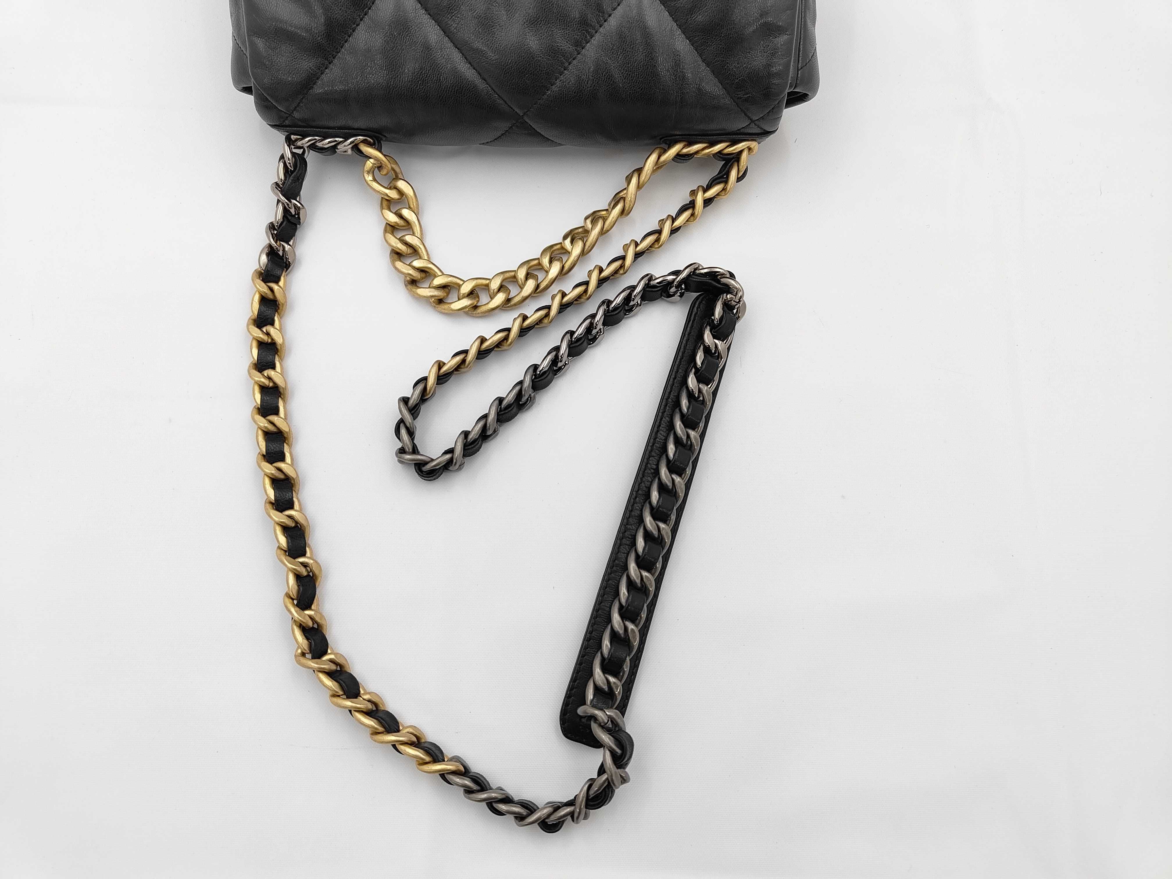 CHANEL19 Shiny Black with Gold Hardware AS1160 28657413 Chain Shoulder Bag — view 3