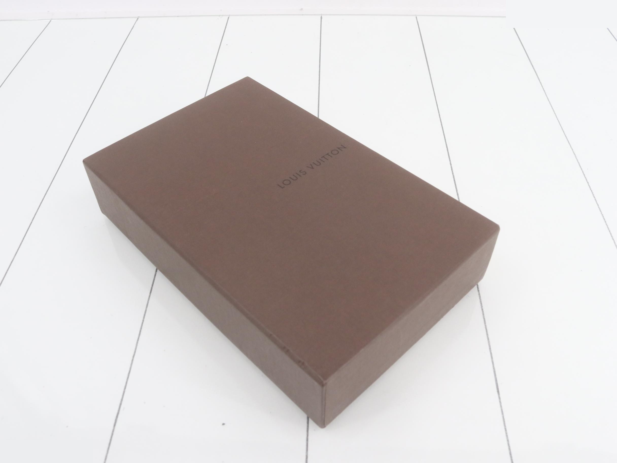 Long Wallet — view 5