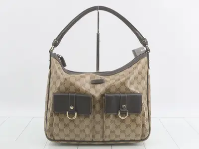 Interlocking Metal Charm GG Tote