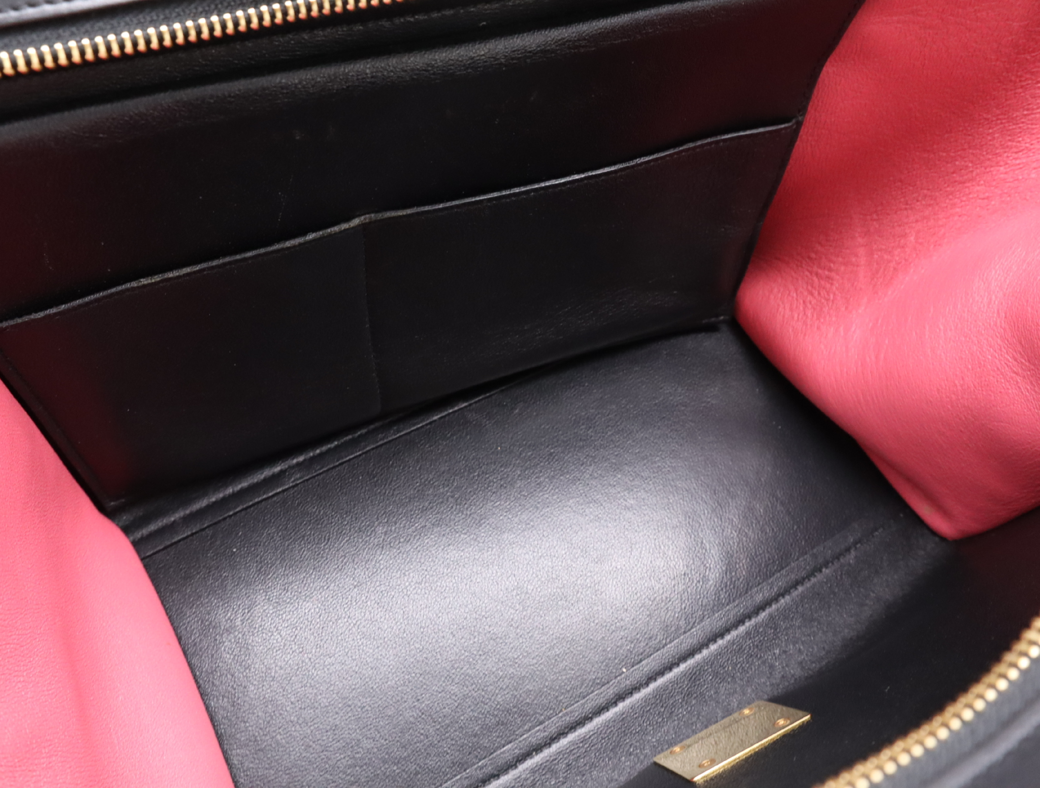 Leather Small Trapeze 2way Handbag Black Beige Pink GD Metal Fittings with Shoulder Strap Handbag — view 14