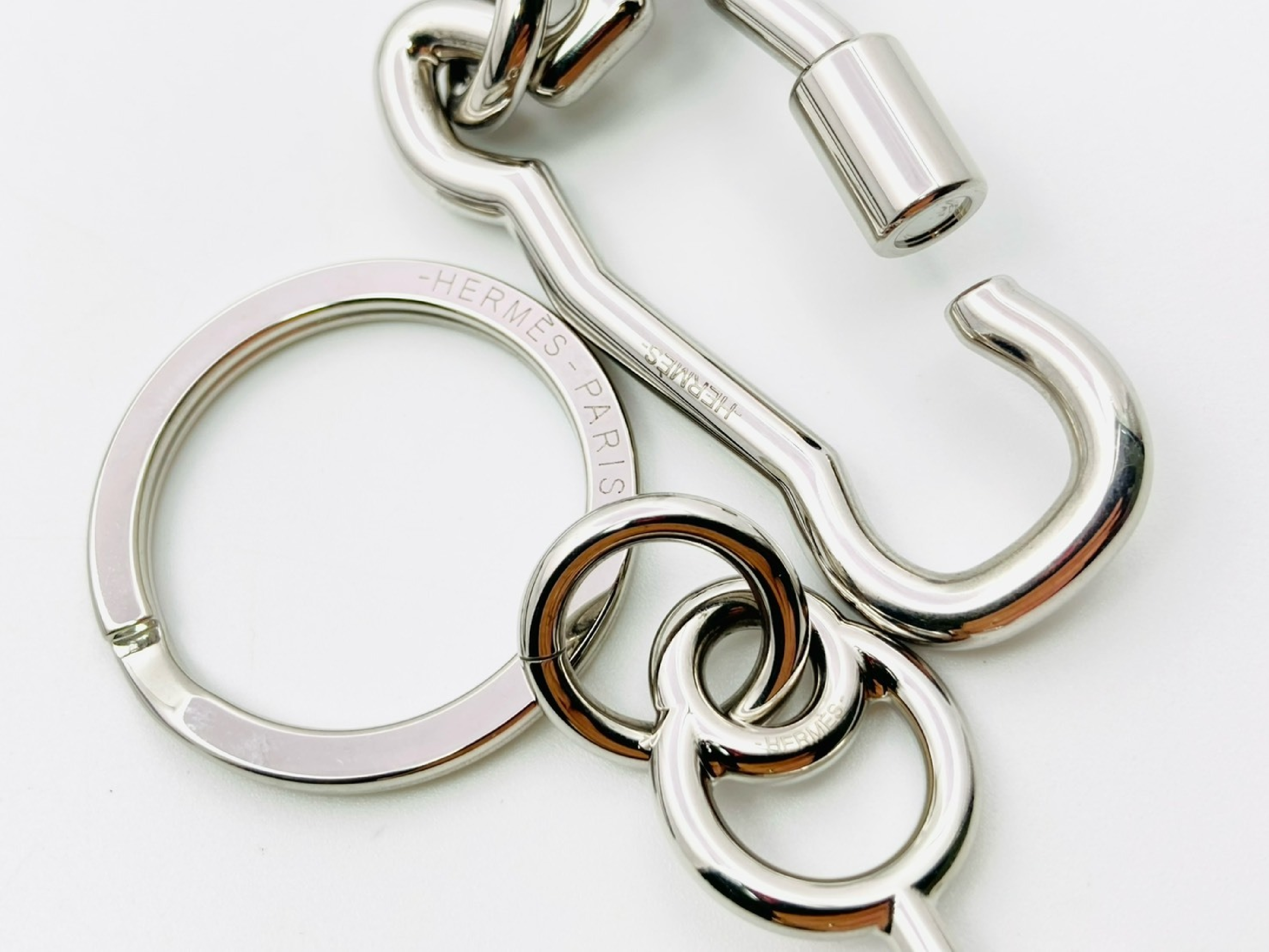 Clé Cheval Snap Hook Keyring & H Key Leather Long Necklace 3-Way Black Necklace — view 4