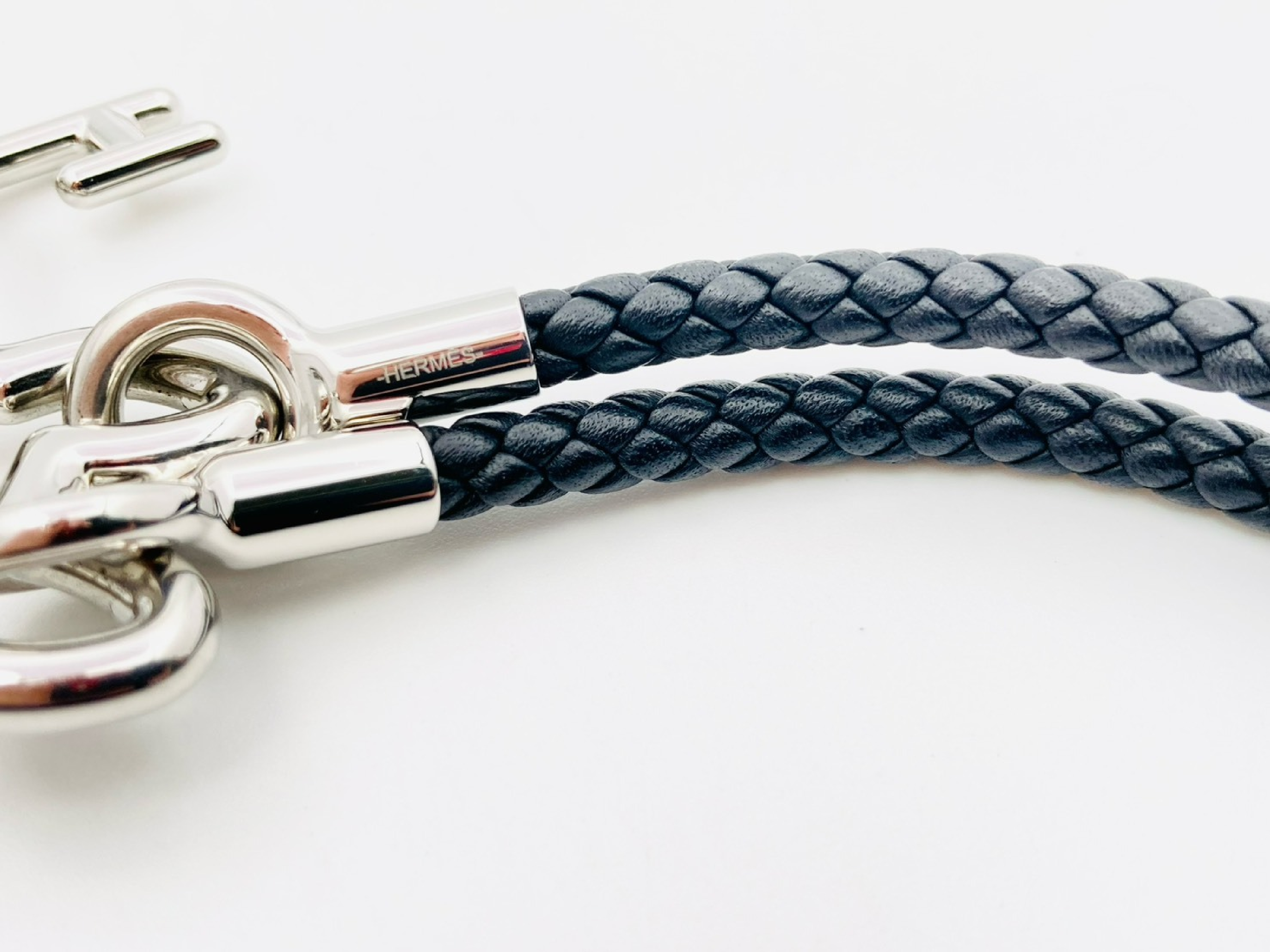 Clé Cheval Snap Hook Keyring & H Key Leather Long Necklace 3-Way Black Necklace — view 6