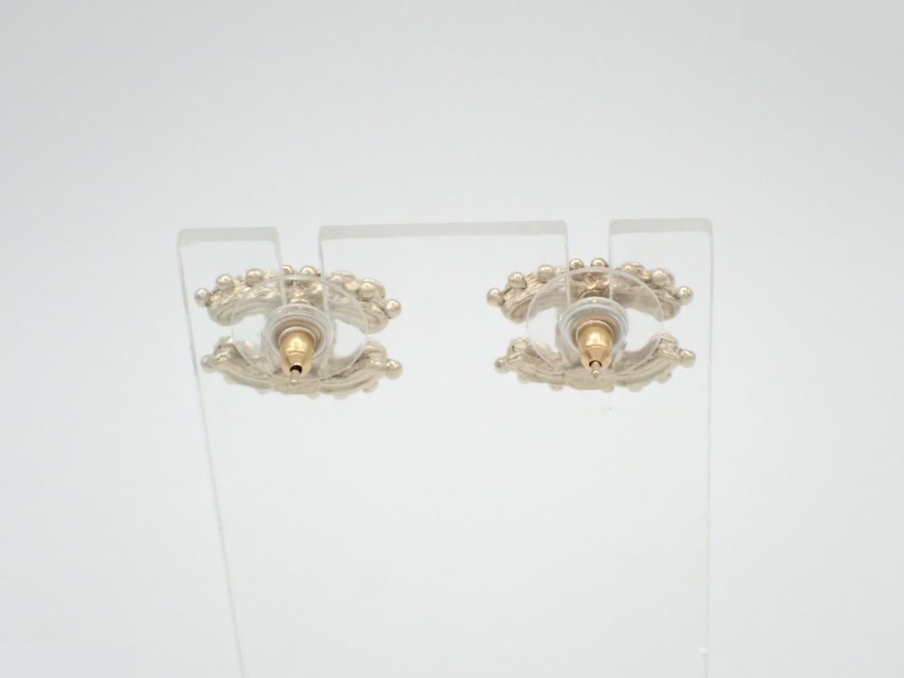 earrings, A12A, Coco Mark, rhinestone, 2cm wide, gold. — view 2