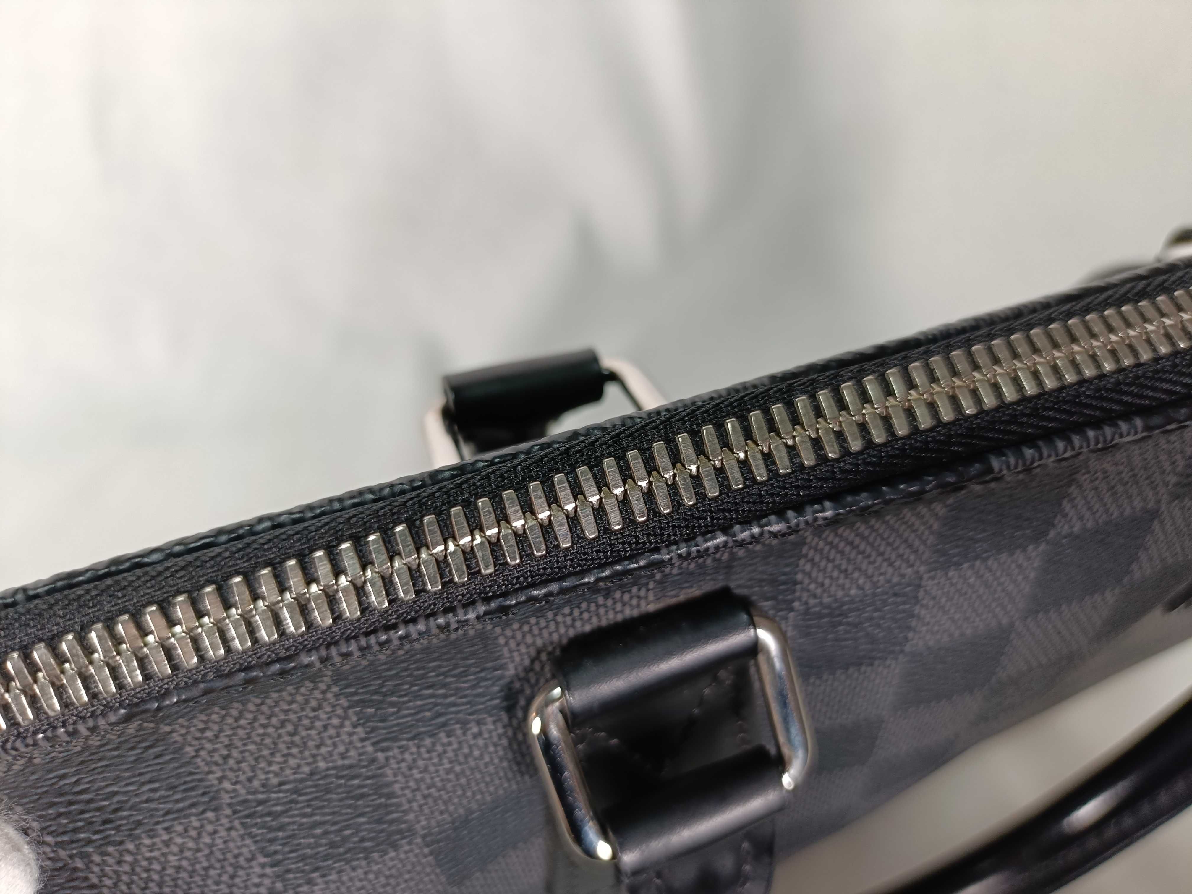Port Document Jour Black Damier Medium Shoulder Bag — view 8