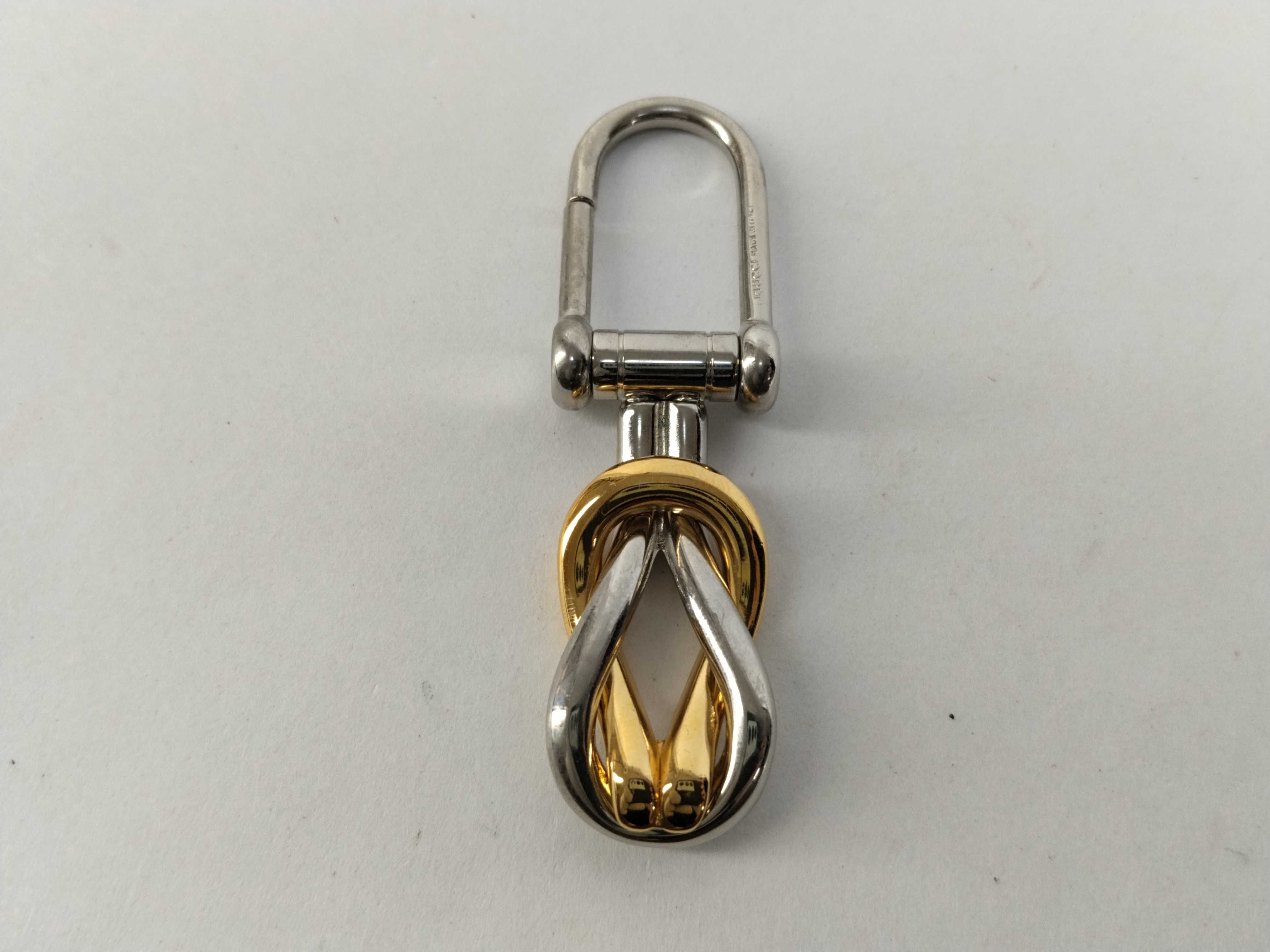 【S】810 ​​Gucci Infinity Knot Keyring Key Case — view 2