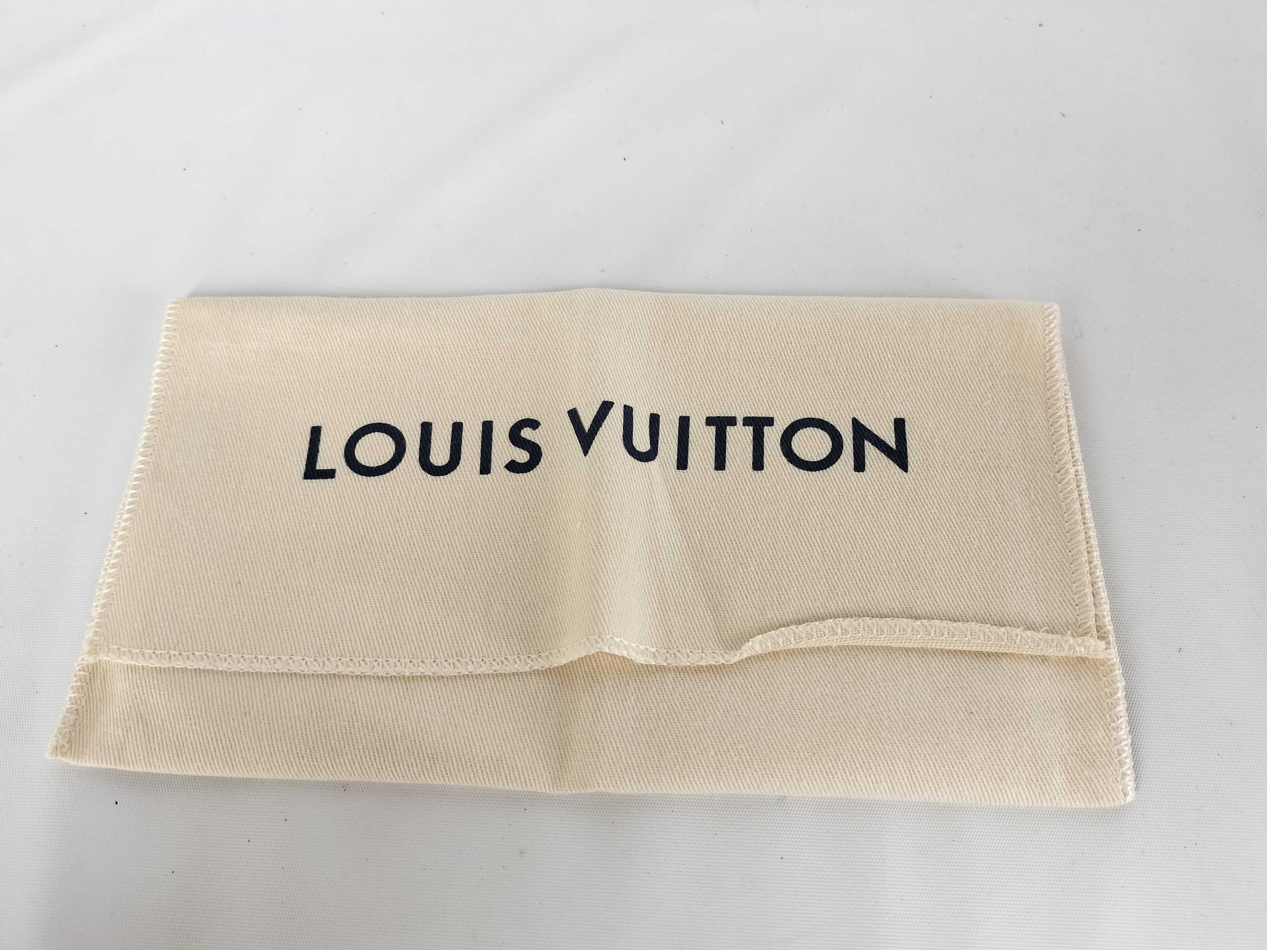 Monogram Portefeuille Brazza M66540 Wallet — view 13