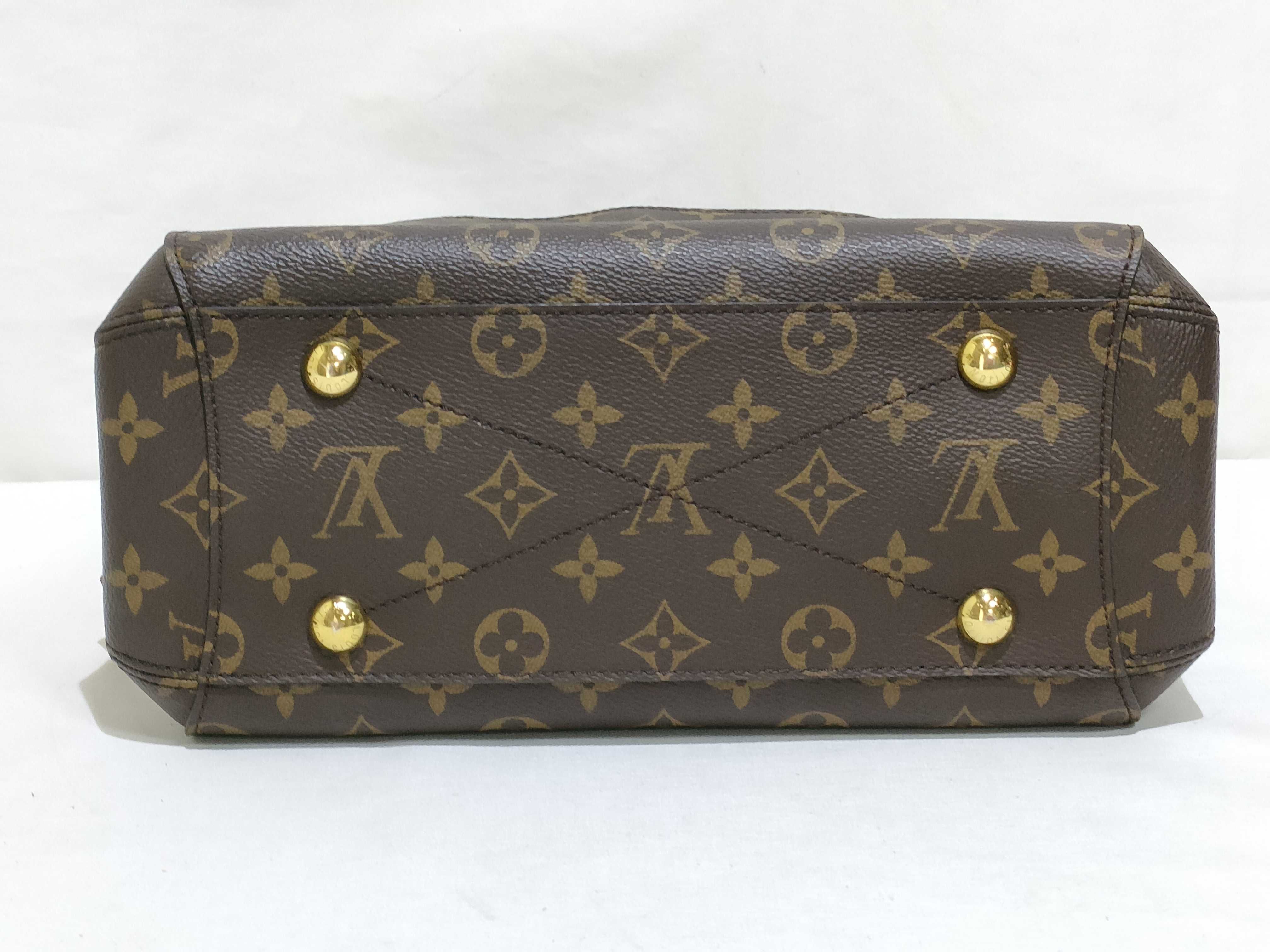 Monogram Montaigne BB CA4109 Handbag — view 7