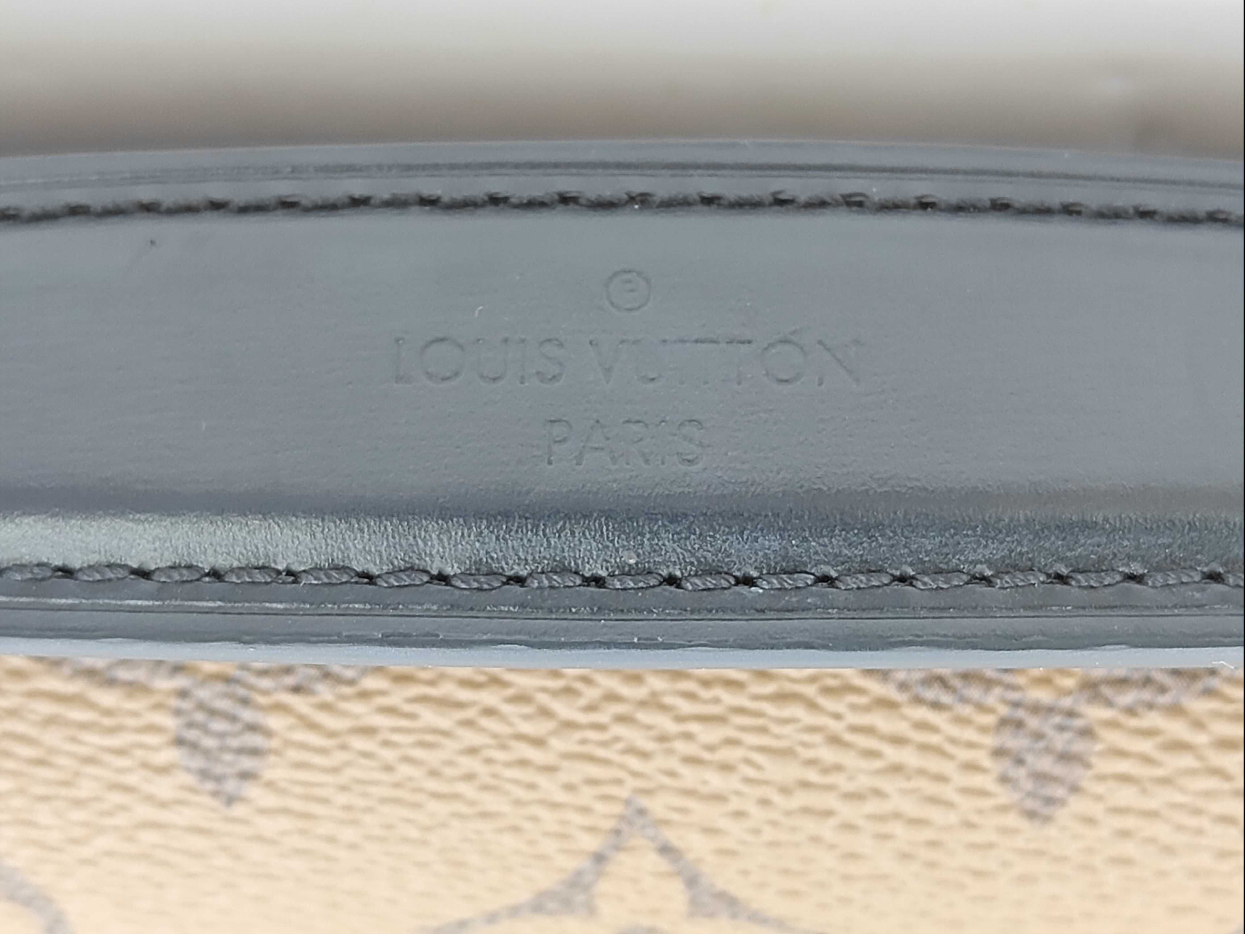 Pochette Metis MM Monogram Reverse M44876 Shoulder Bag — view 4