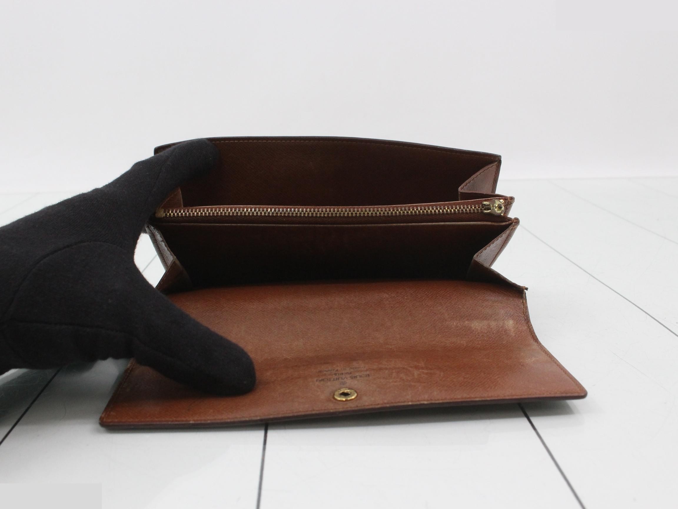 Monogram Pochette Portemonnaie Credit Bi-fold Long Wallet — view 4