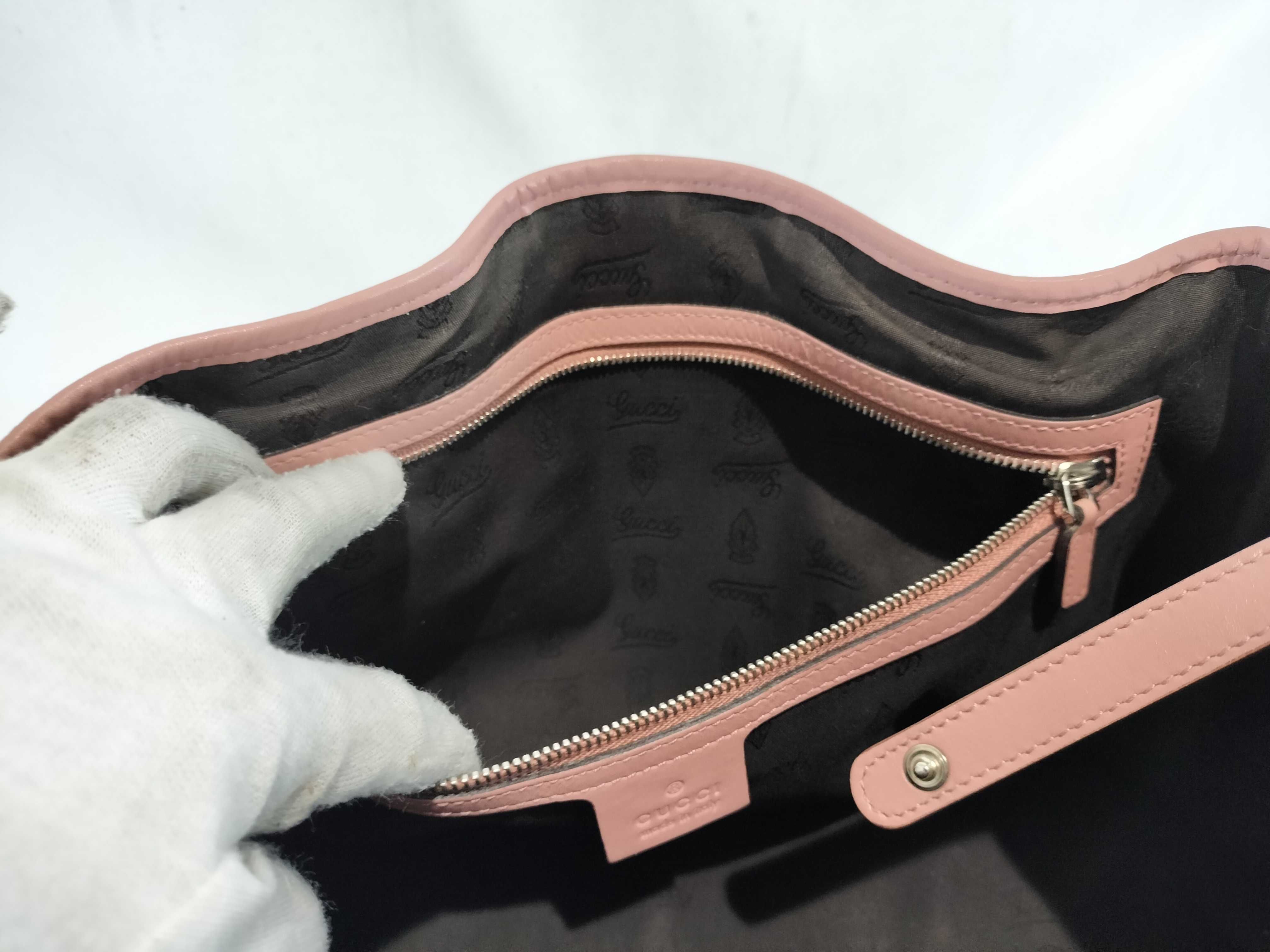 GG Canvas Tote Handbag — view 10