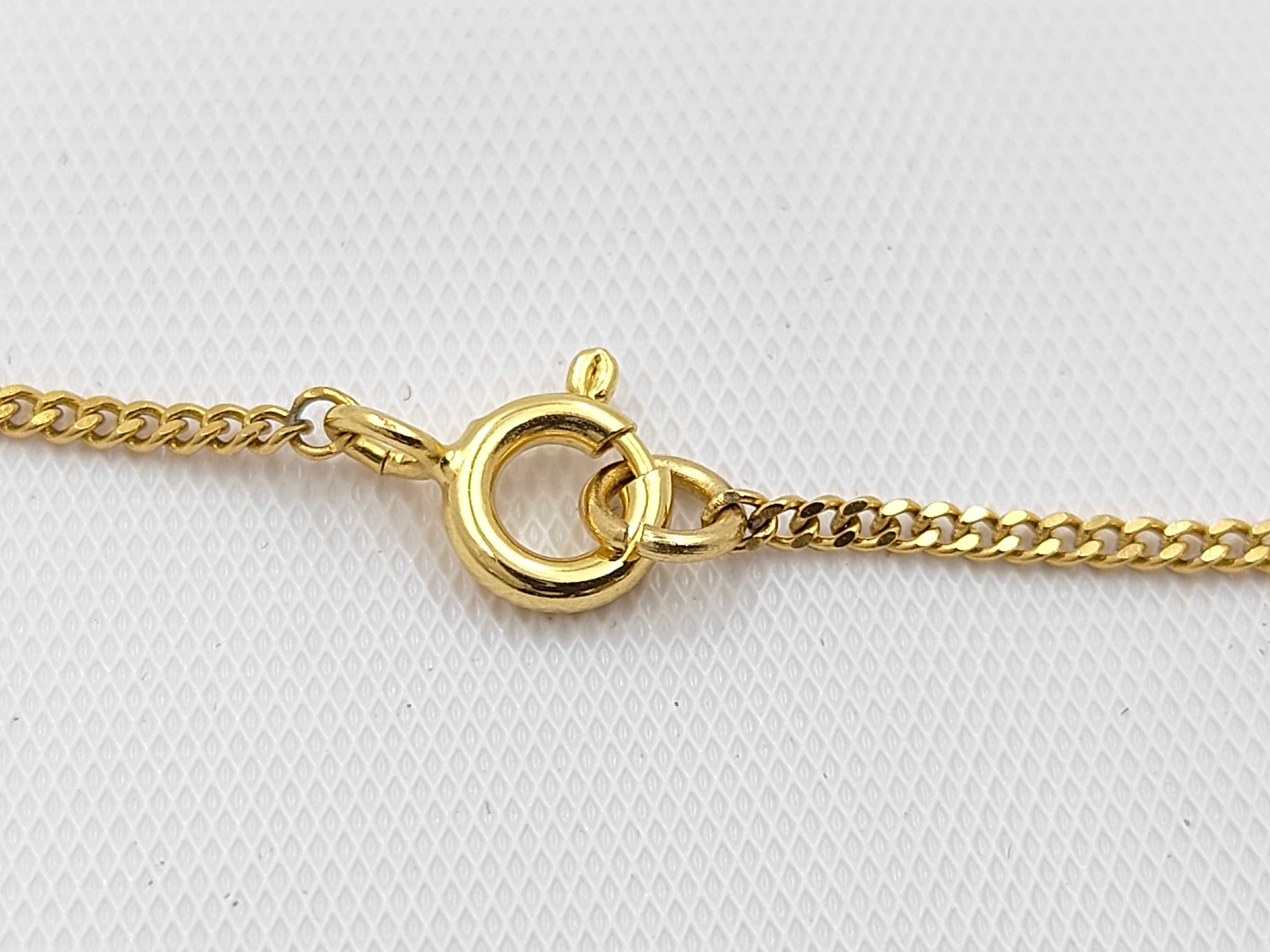 Coco Mark Padlock Gold Necklace B22V — view 4
