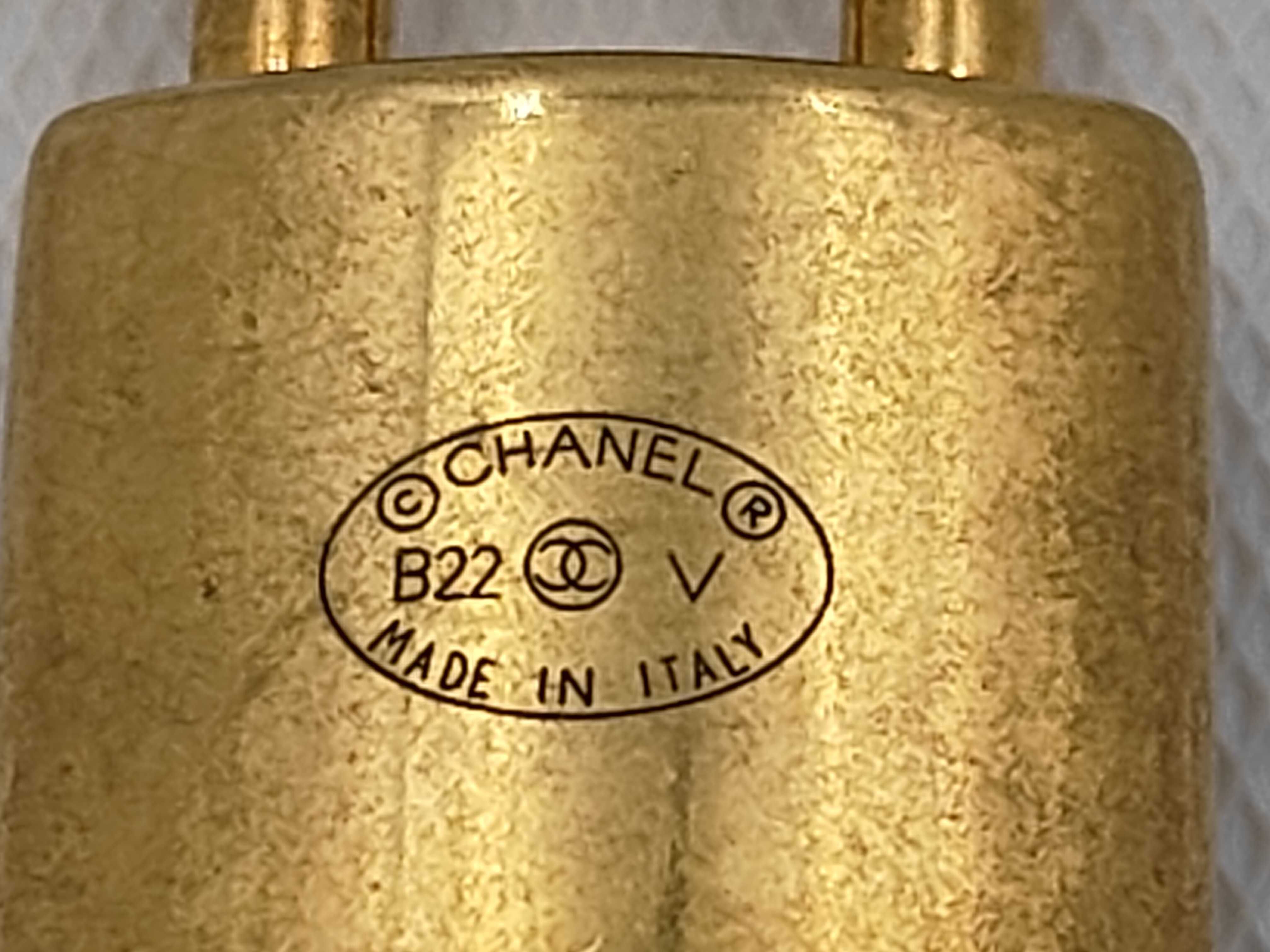 Coco Mark Padlock Gold Necklace B22V — view 5