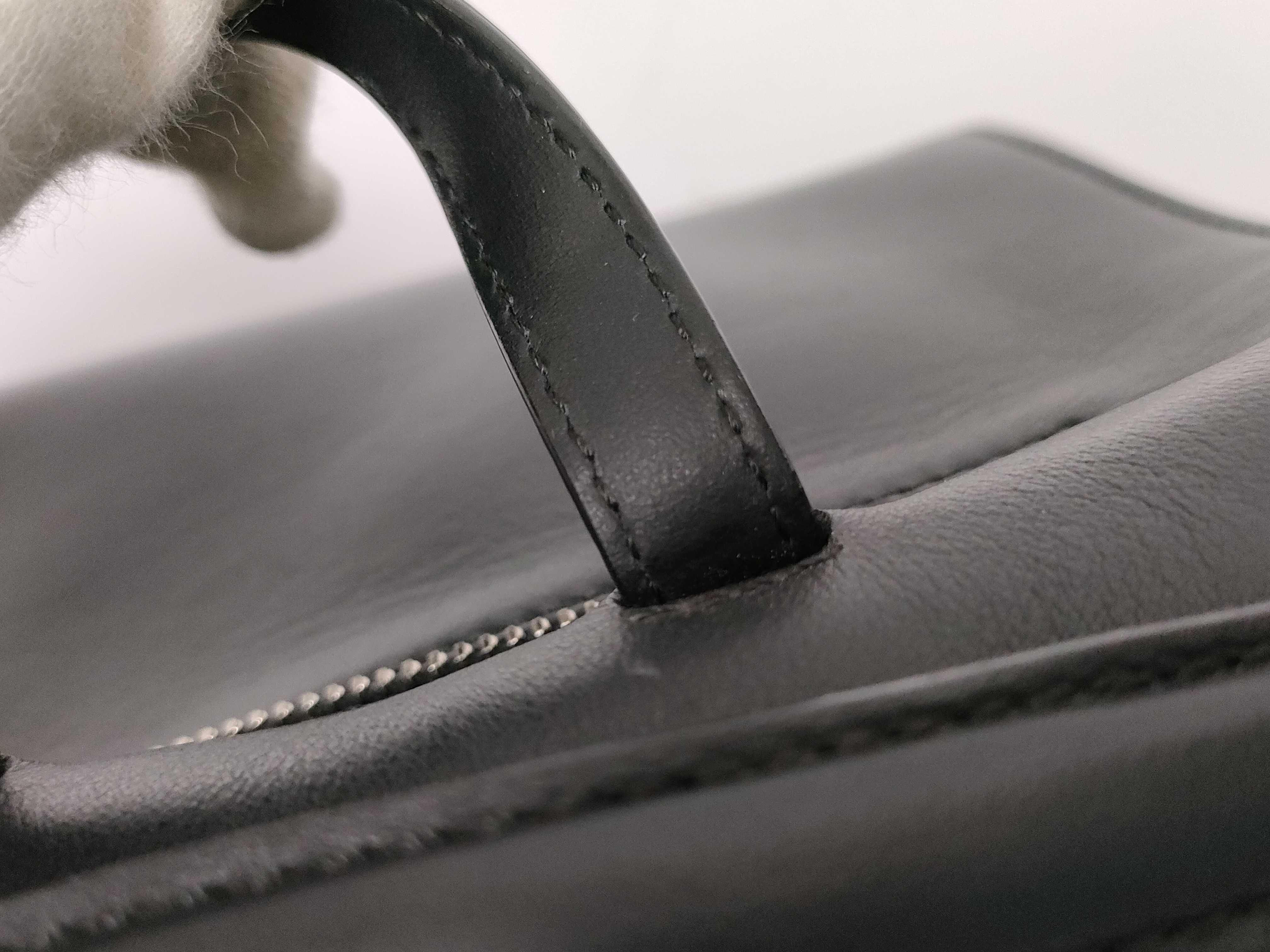 Vitello Dark Blue Shoulder Bag — view 8