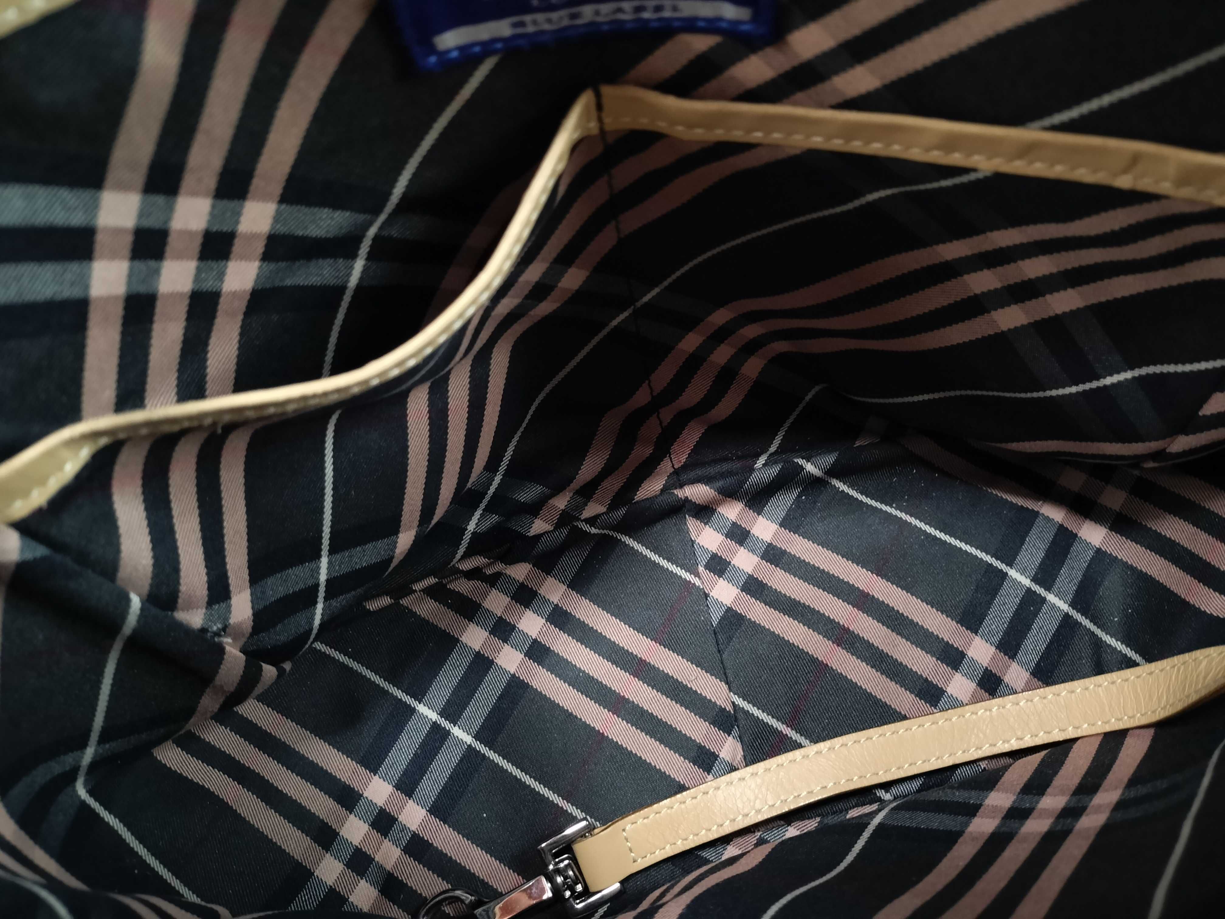 Blue Label Burberry Tote Bag Black Handbag — view 9