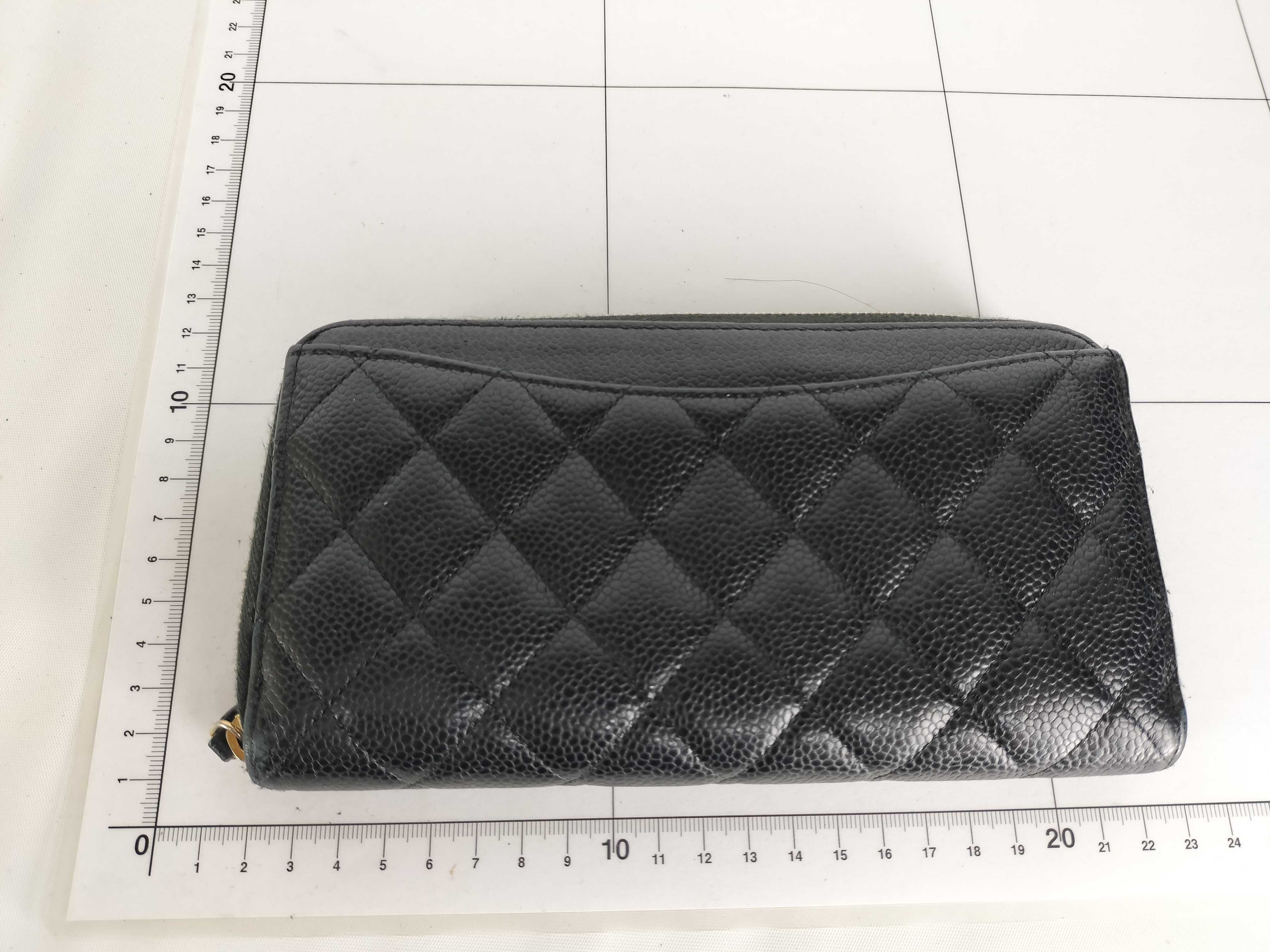 Matelassé Round Zip Long Wallet, Caviar Leather, Black, Serial Number 29 — view 12