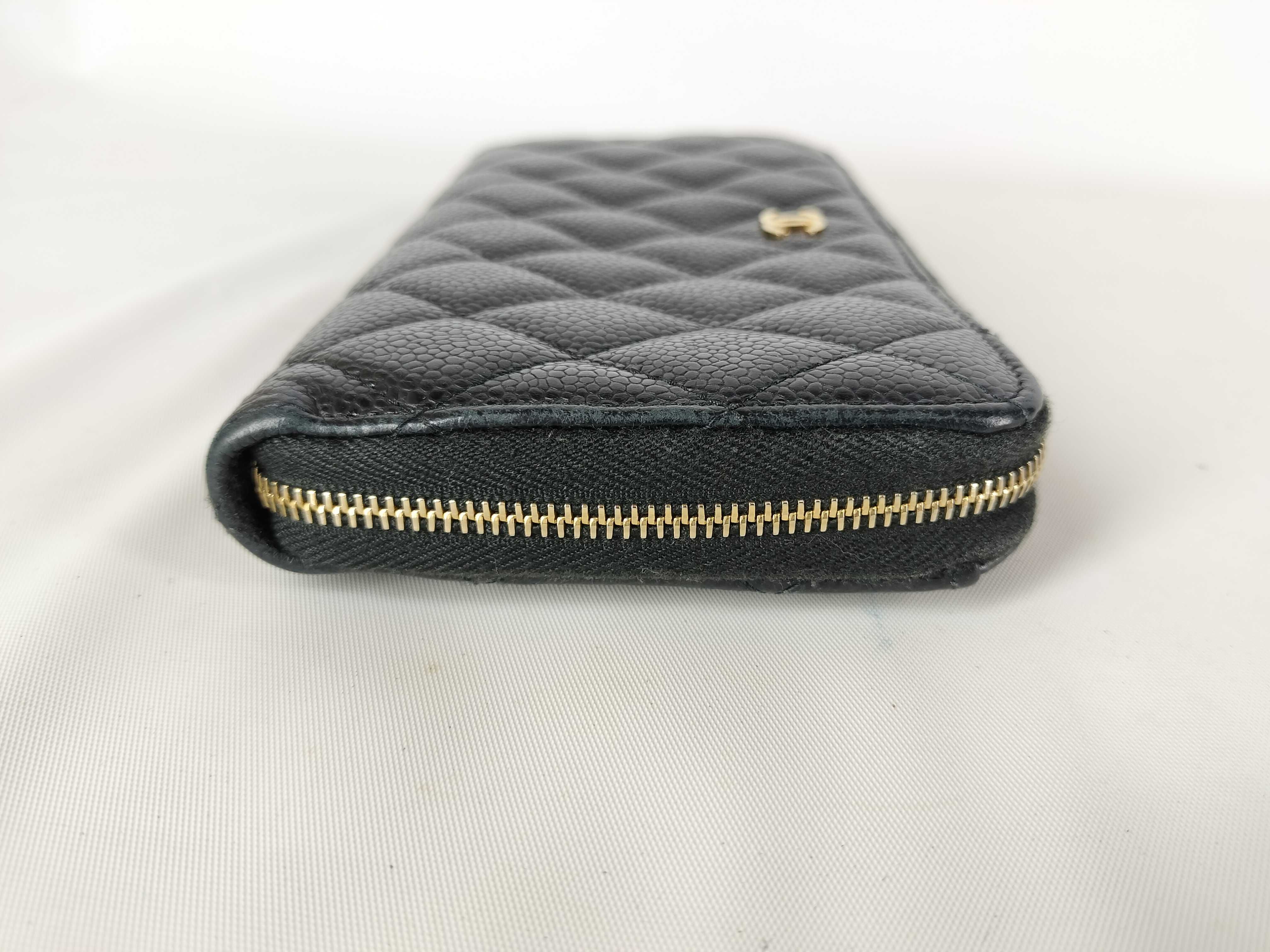 Matelassé Round Zip Long Wallet, Caviar Leather, Black, Serial Number 29 — view 3