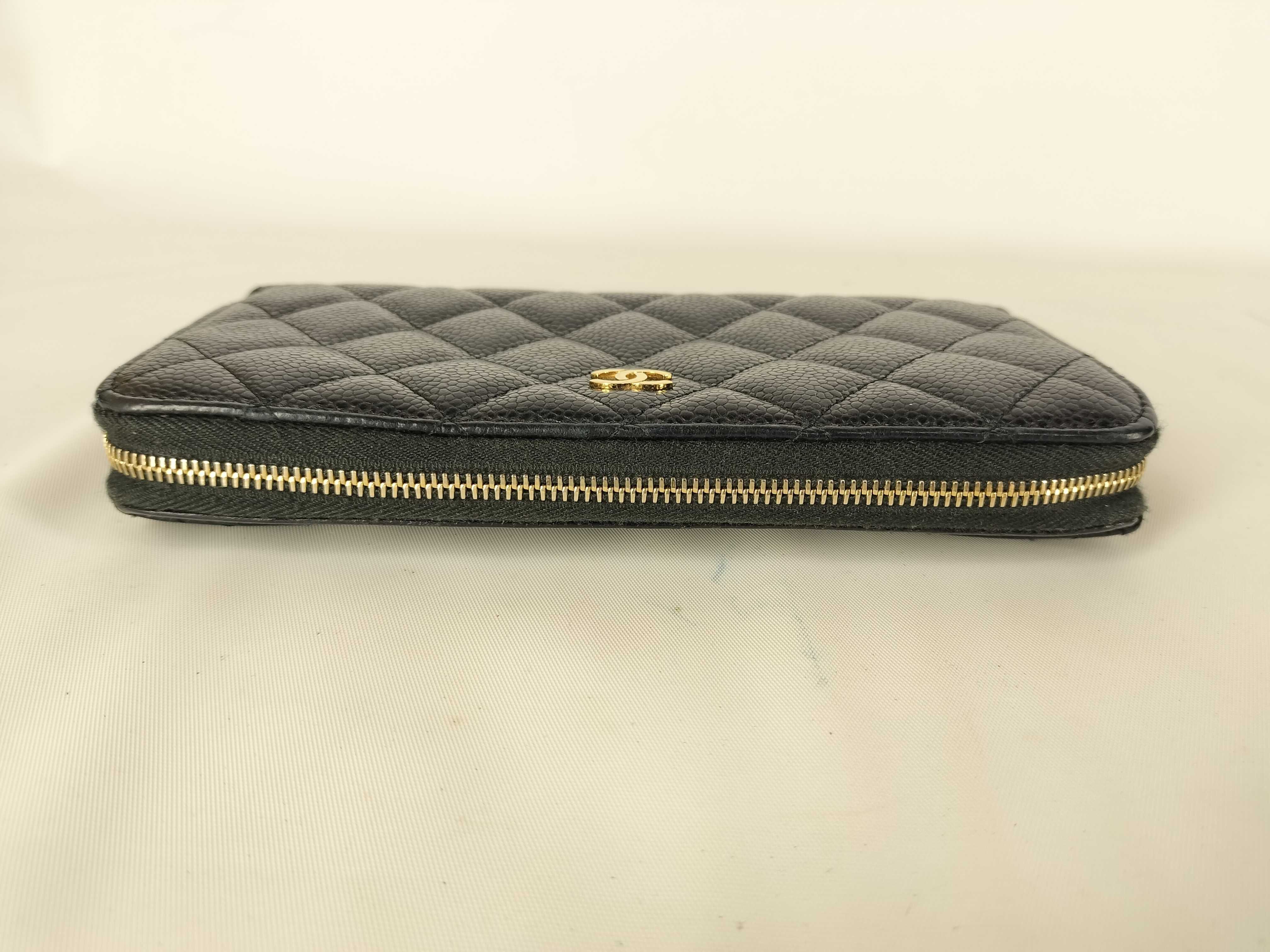 Matelassé Round Zip Long Wallet, Caviar Leather, Black, Serial Number 29 — view 4