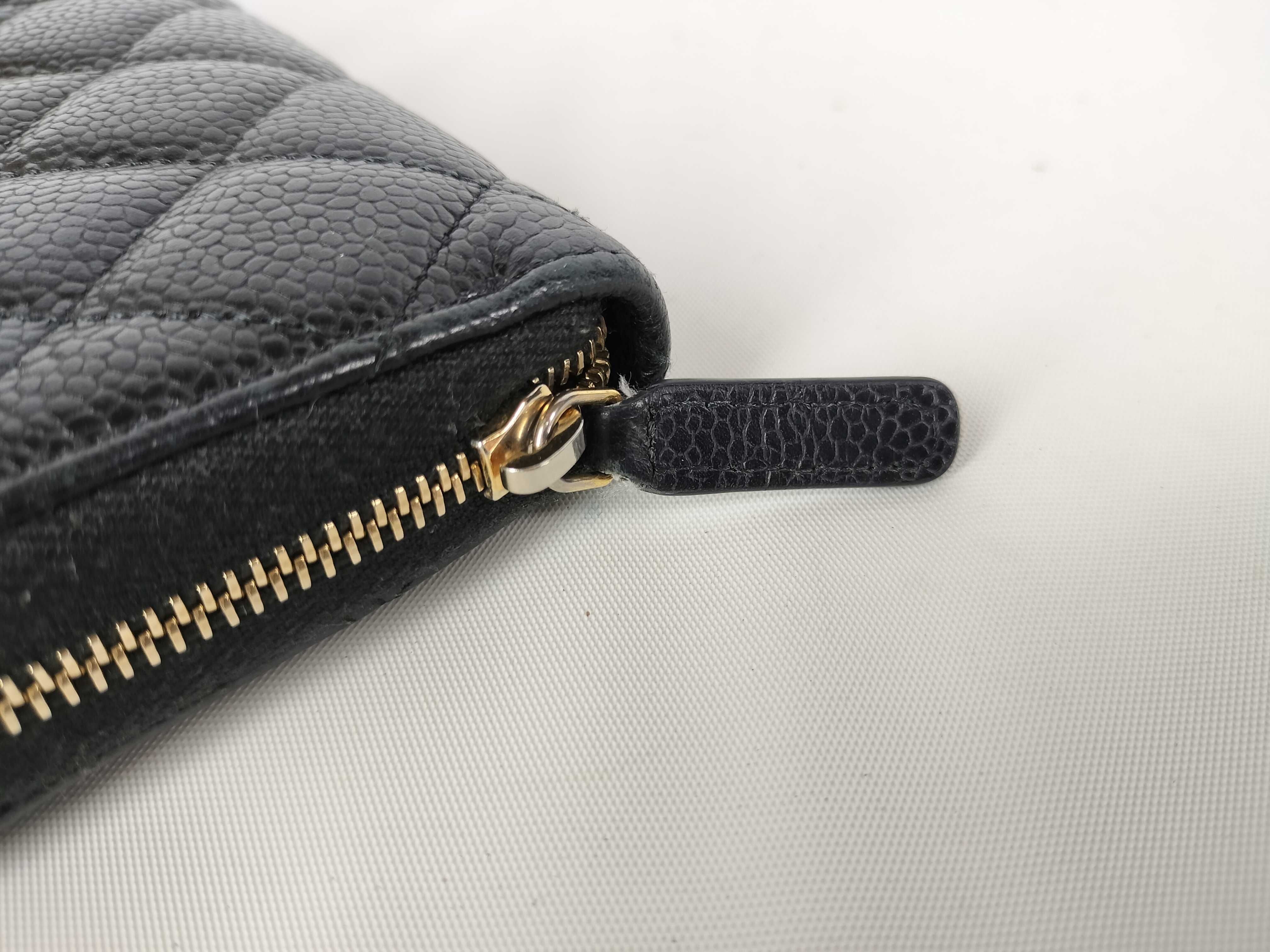 Matelassé Round Zip Long Wallet, Caviar Leather, Black, Serial Number 29 — view 6