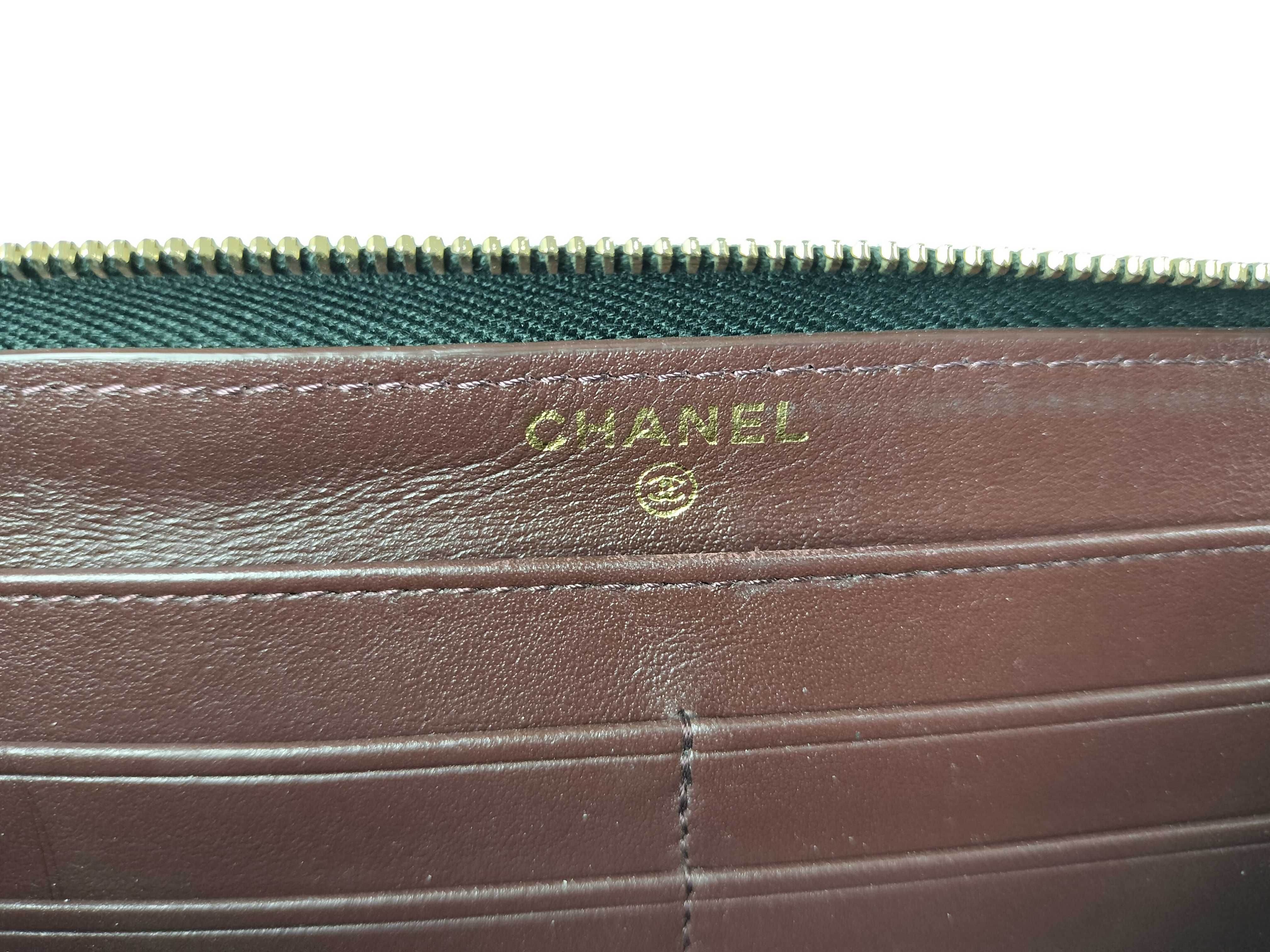Matelassé Round Zip Long Wallet, Caviar Leather, Black, Serial Number 29 — view 9