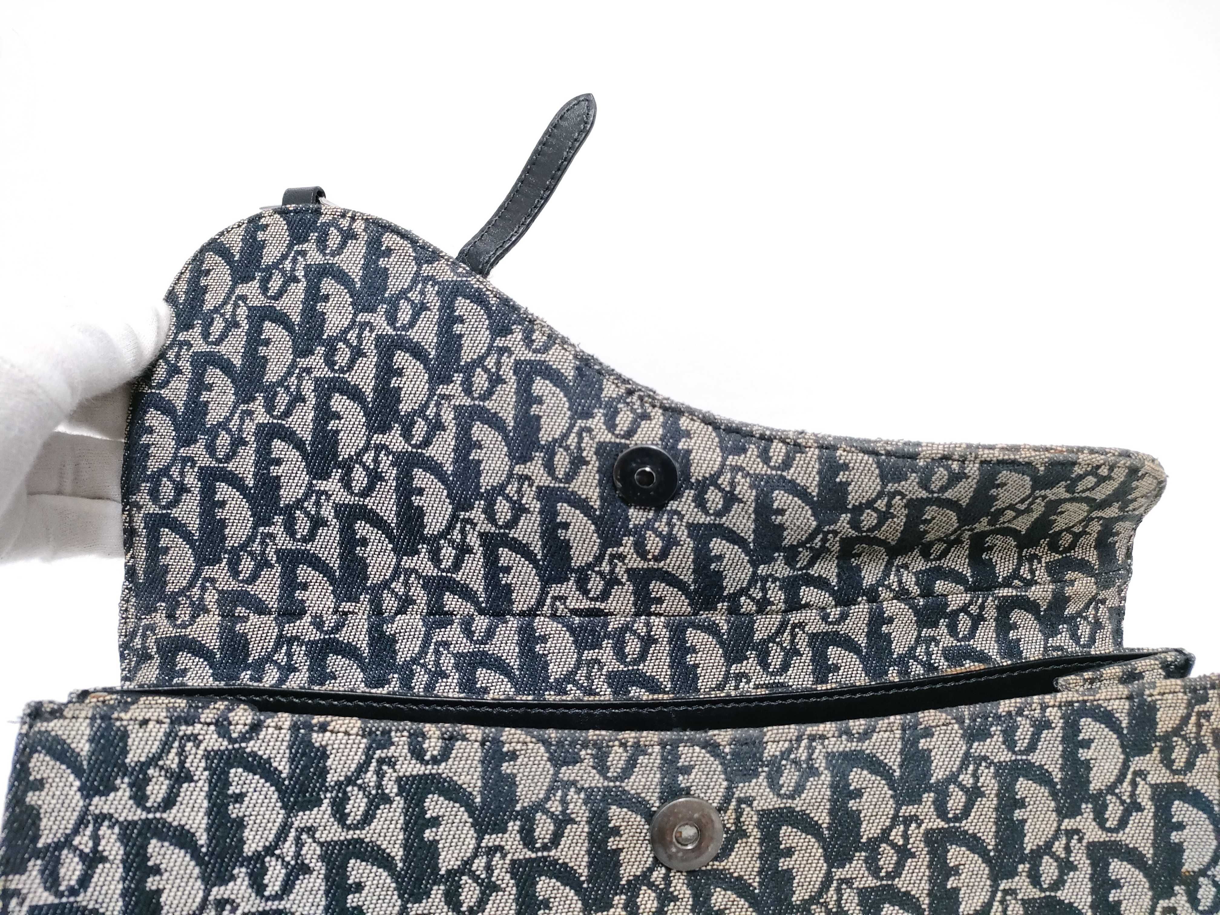 Trotter Saddle Handbag — view 8