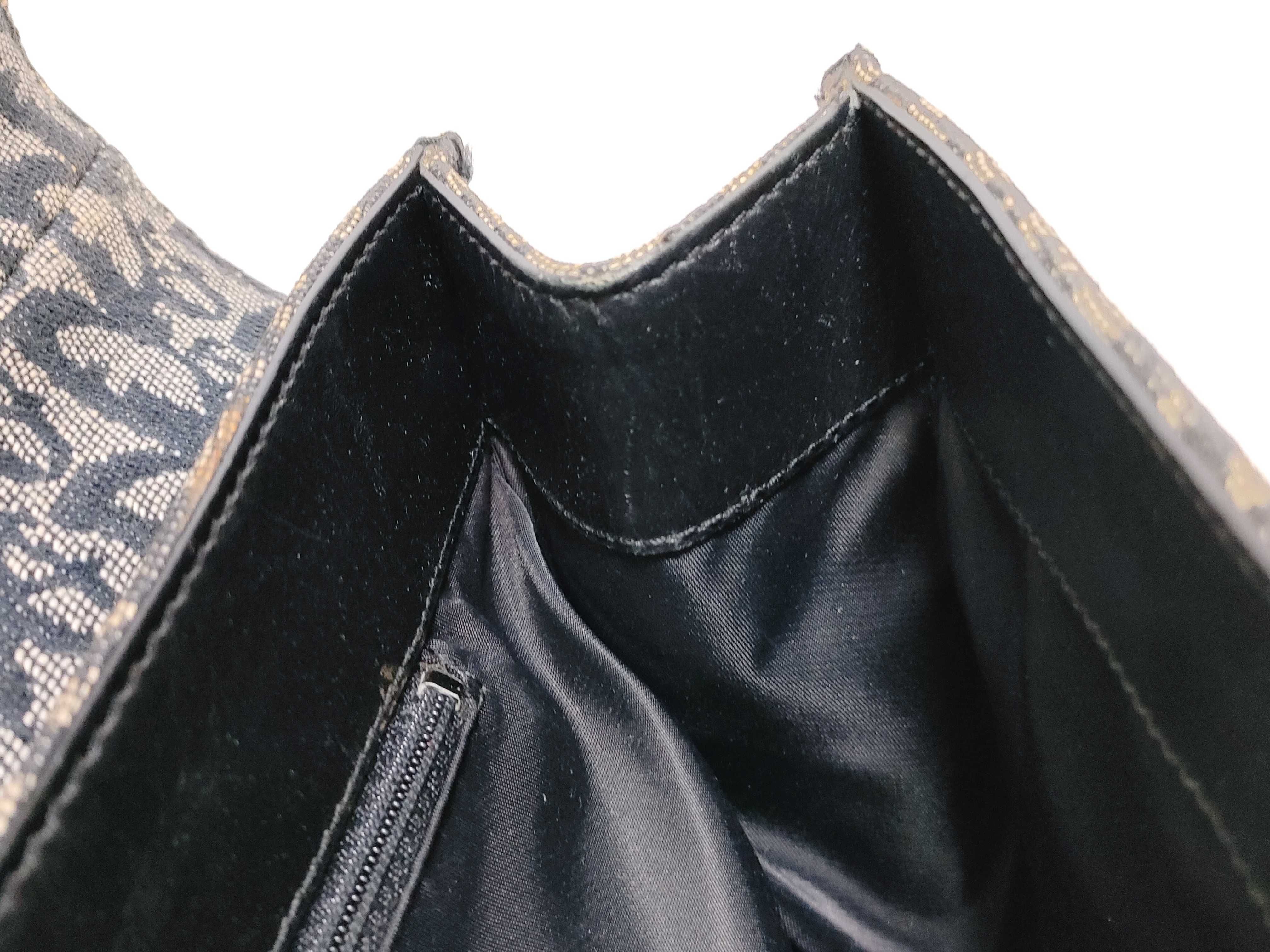 Trotter Saddle Handbag — view 9