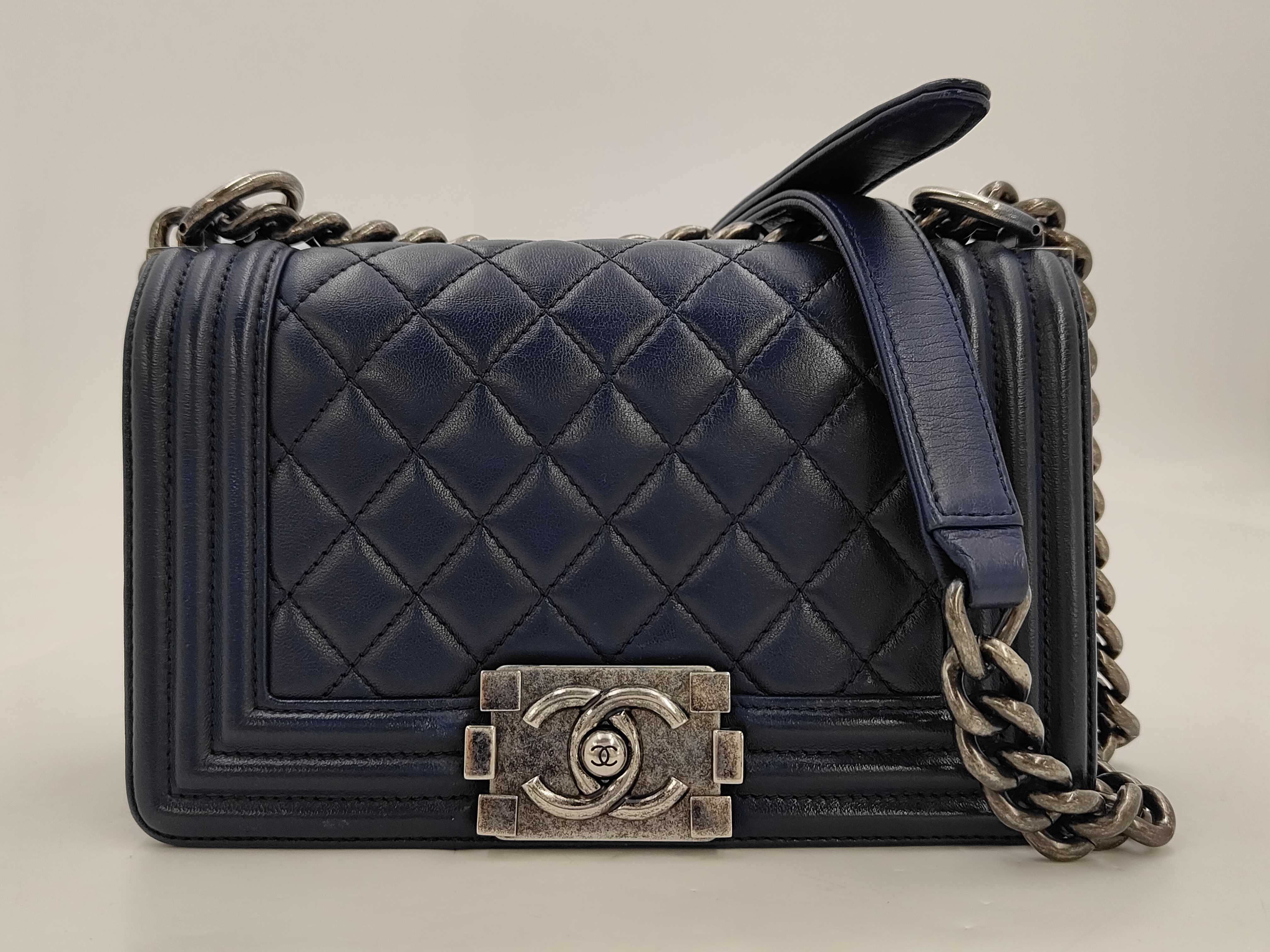 Matelasse Shoulder Bag