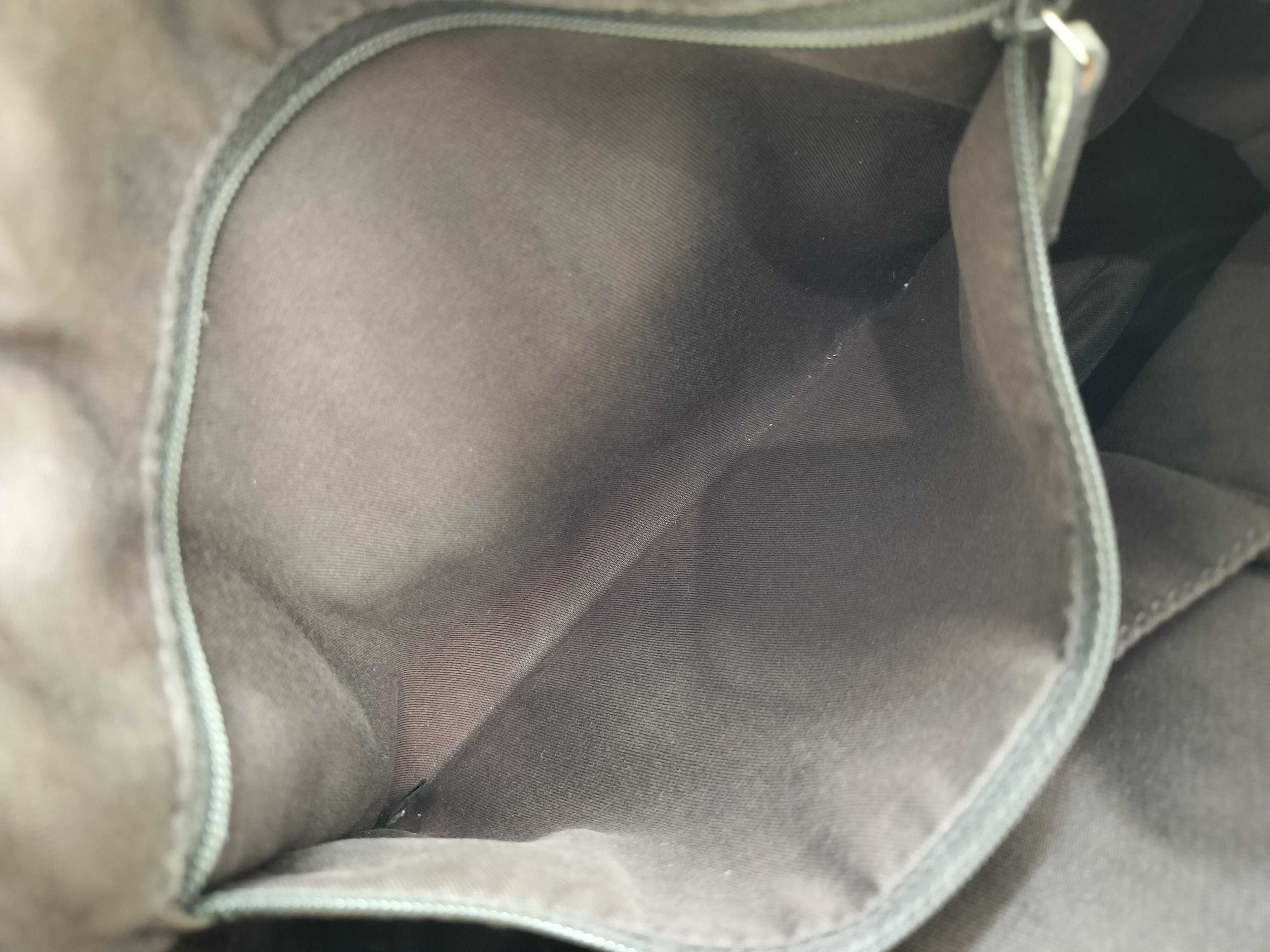 GG Canvas Sukey GG Canvas Shoulder Bag — view 14