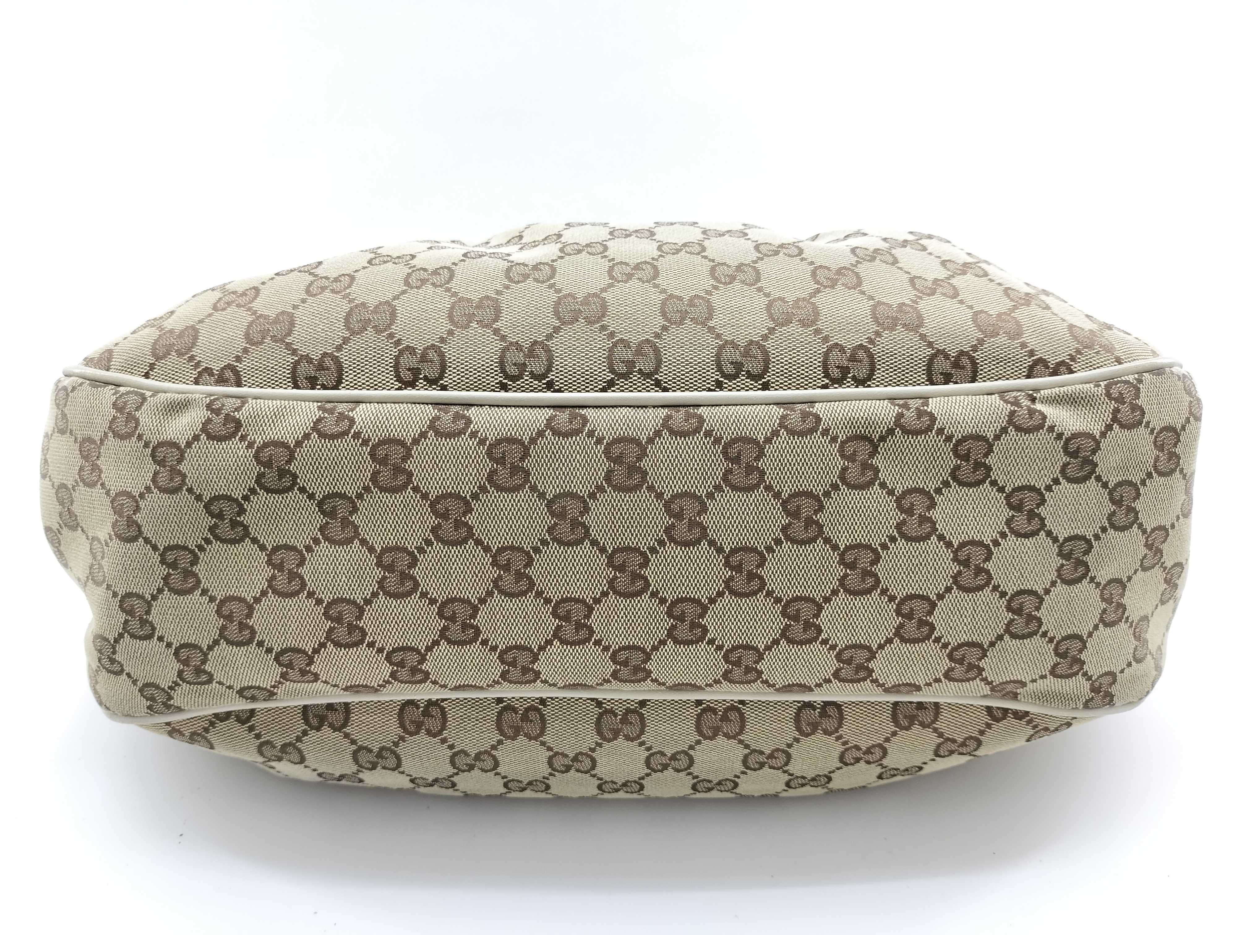 GG Canvas Sukey GG Canvas Shoulder Bag — view 4
