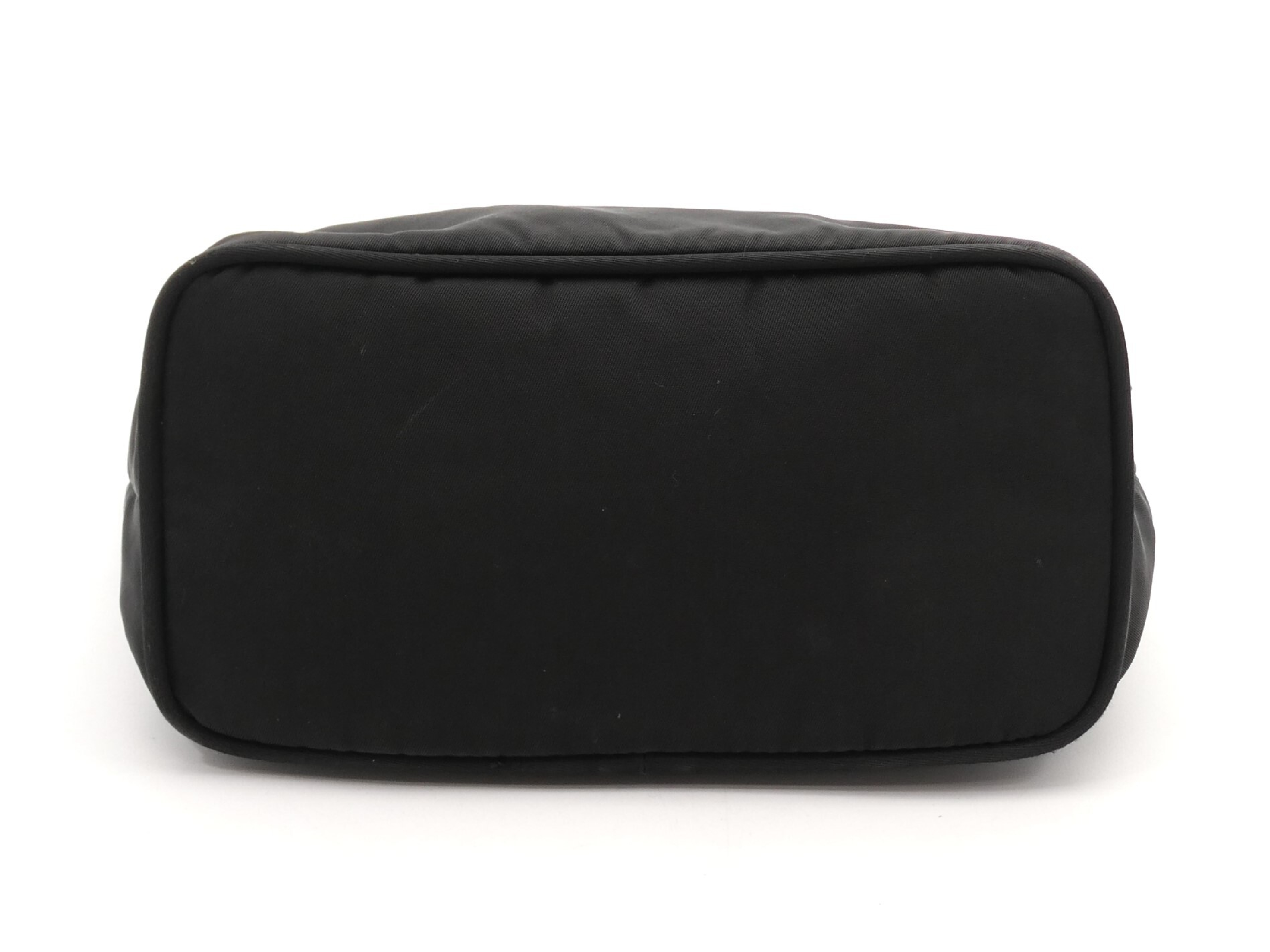 logo plate nylon leather handbag — view 5