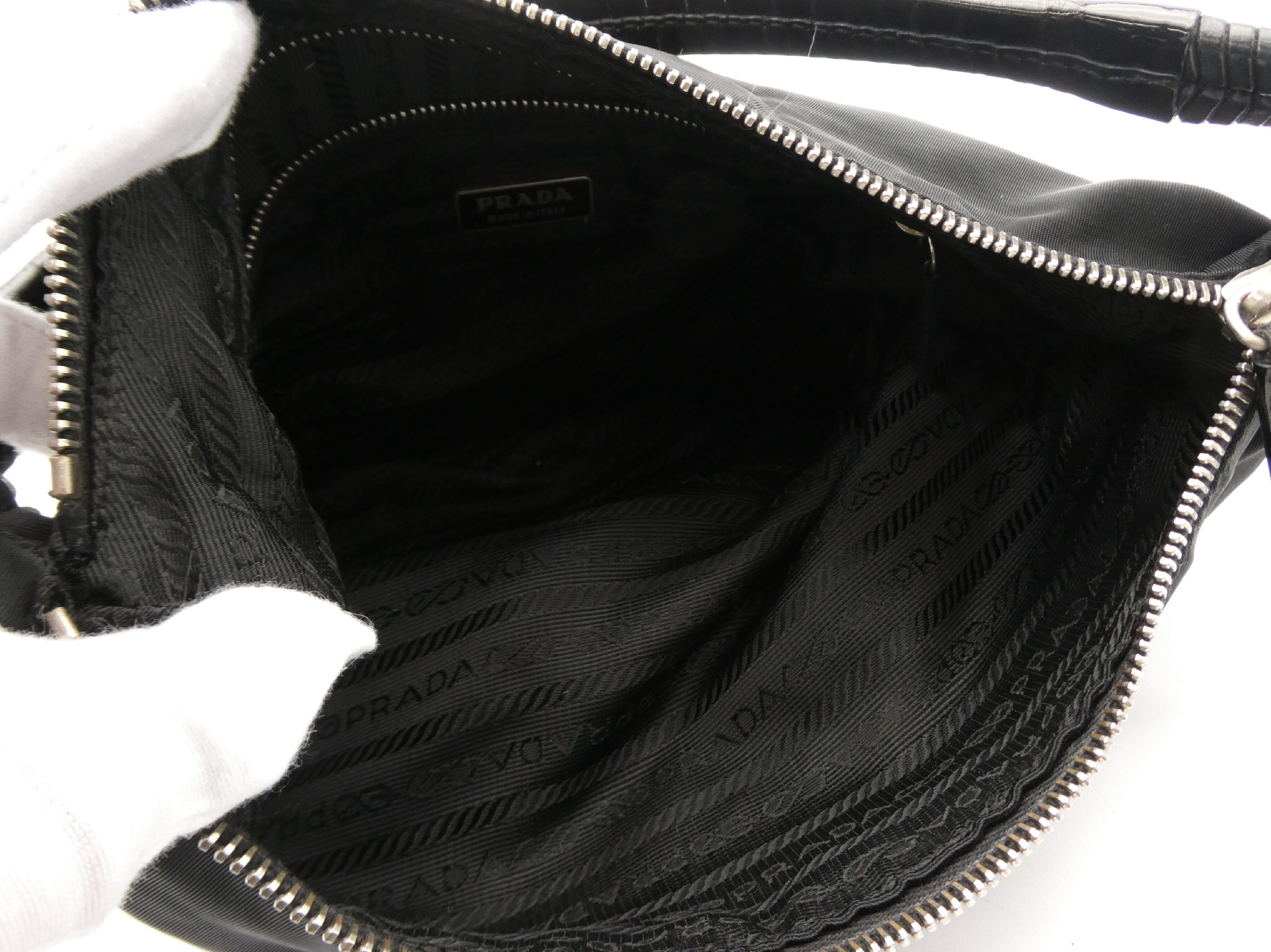 logo plate nylon leather handbag — view 7