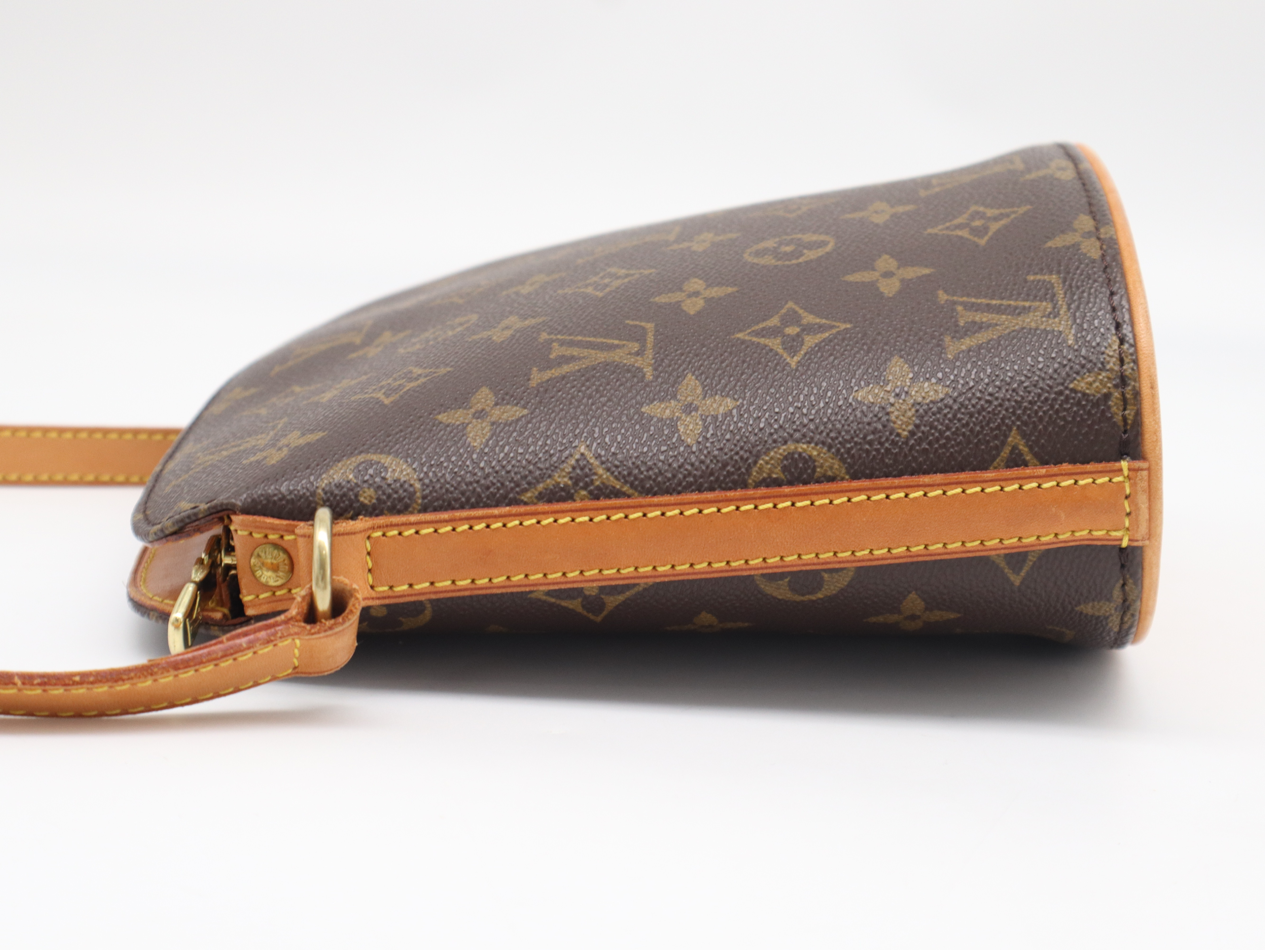 M51290 Monogram Druot Shoulder Bag — view 3