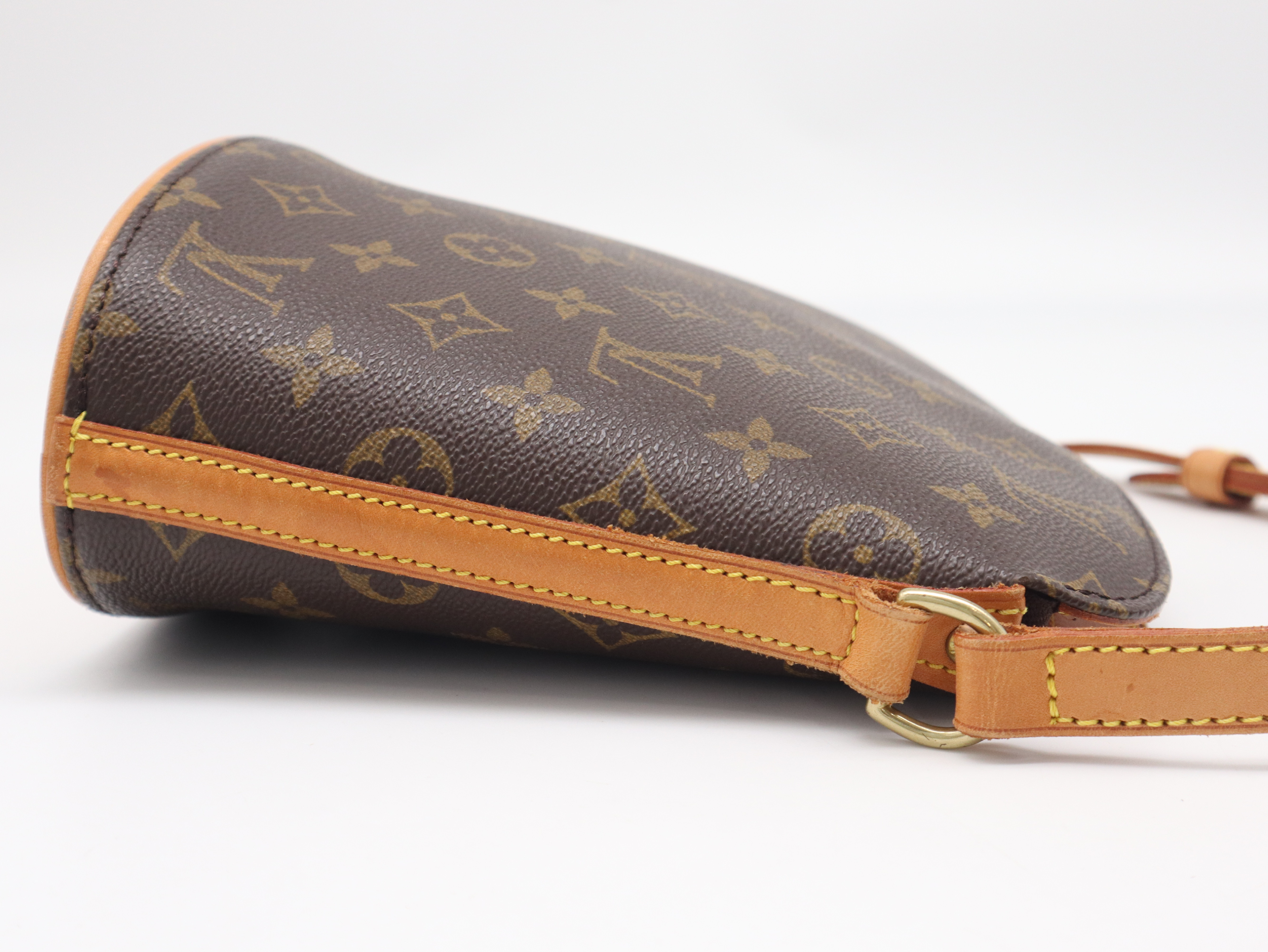 M51290 Monogram Druot Shoulder Bag — view 4